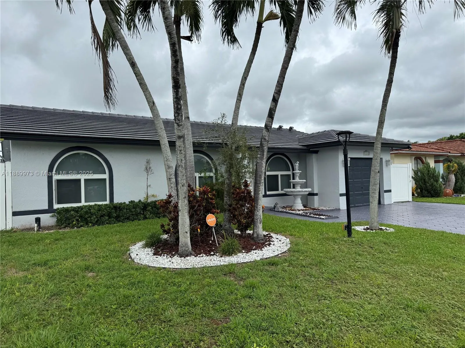 0 SW 176th St