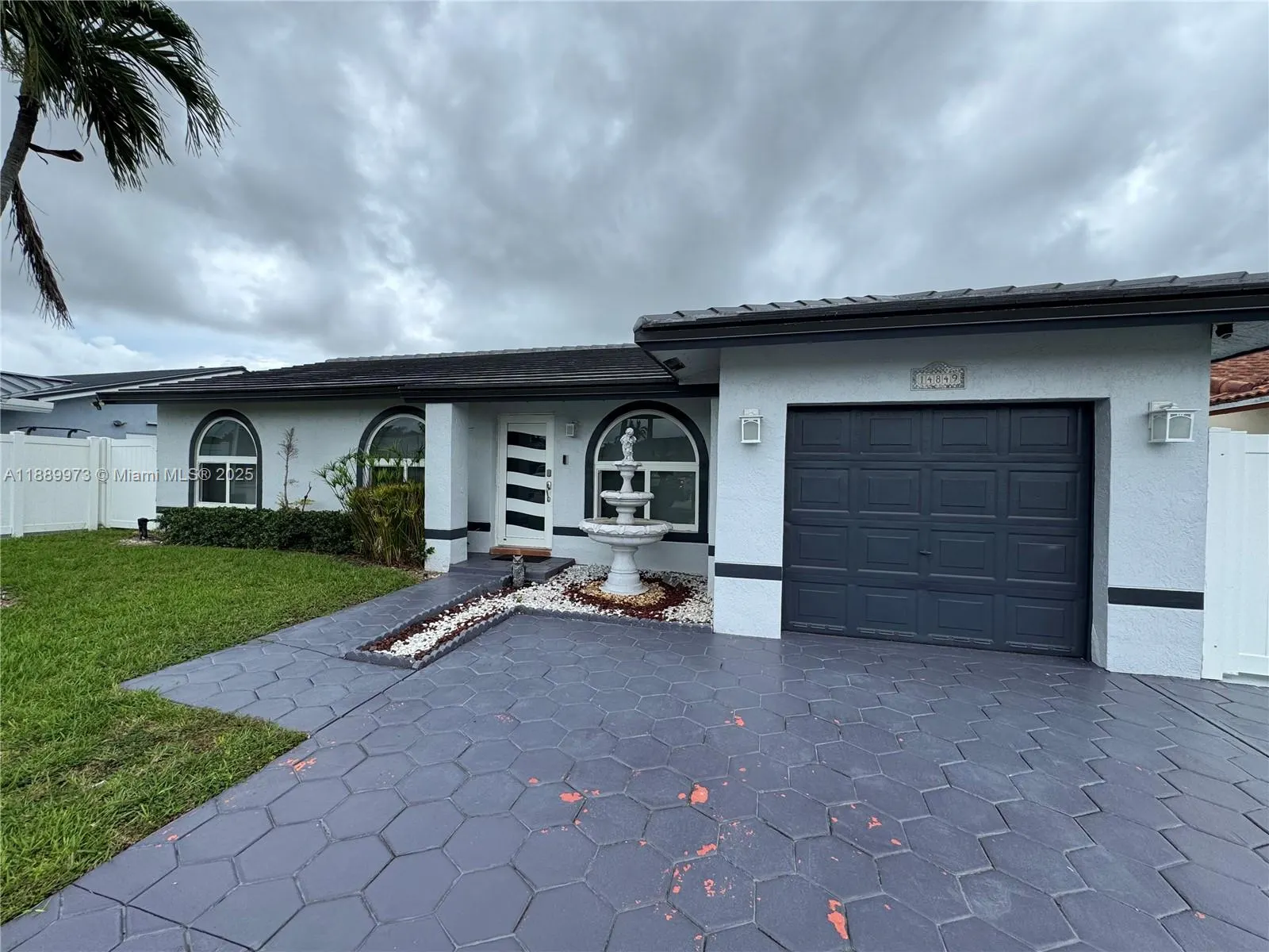 0 SW 176th St