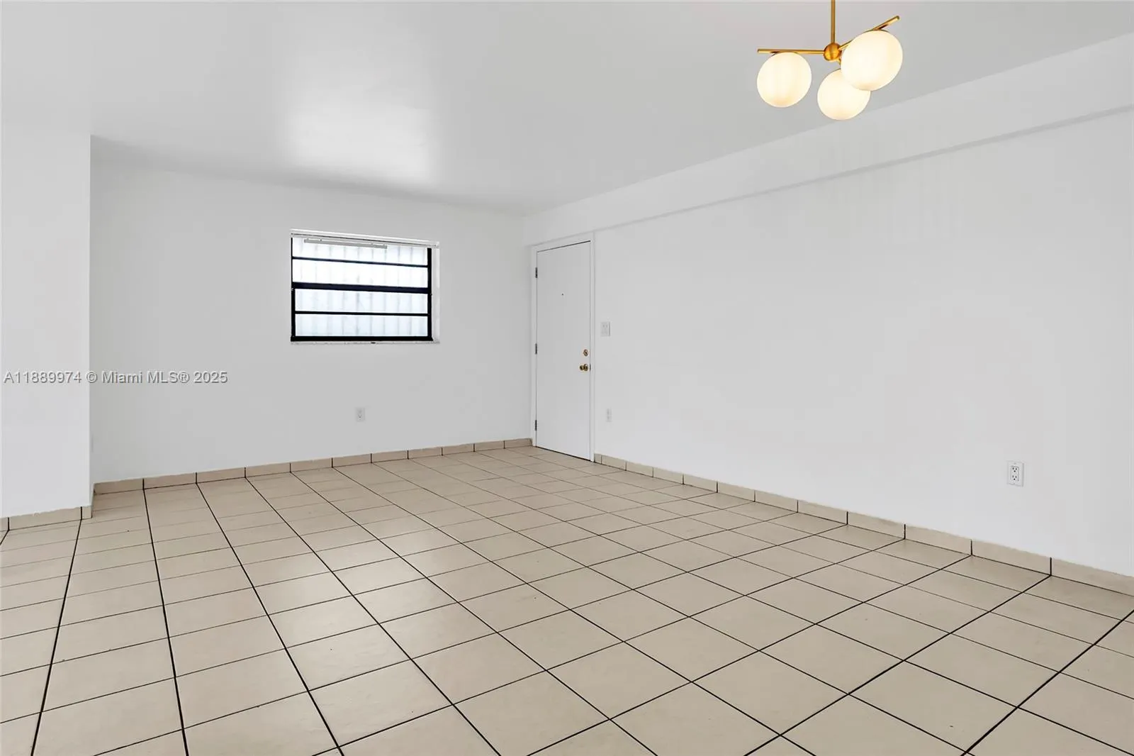 3945 SW 89th Ave, #201