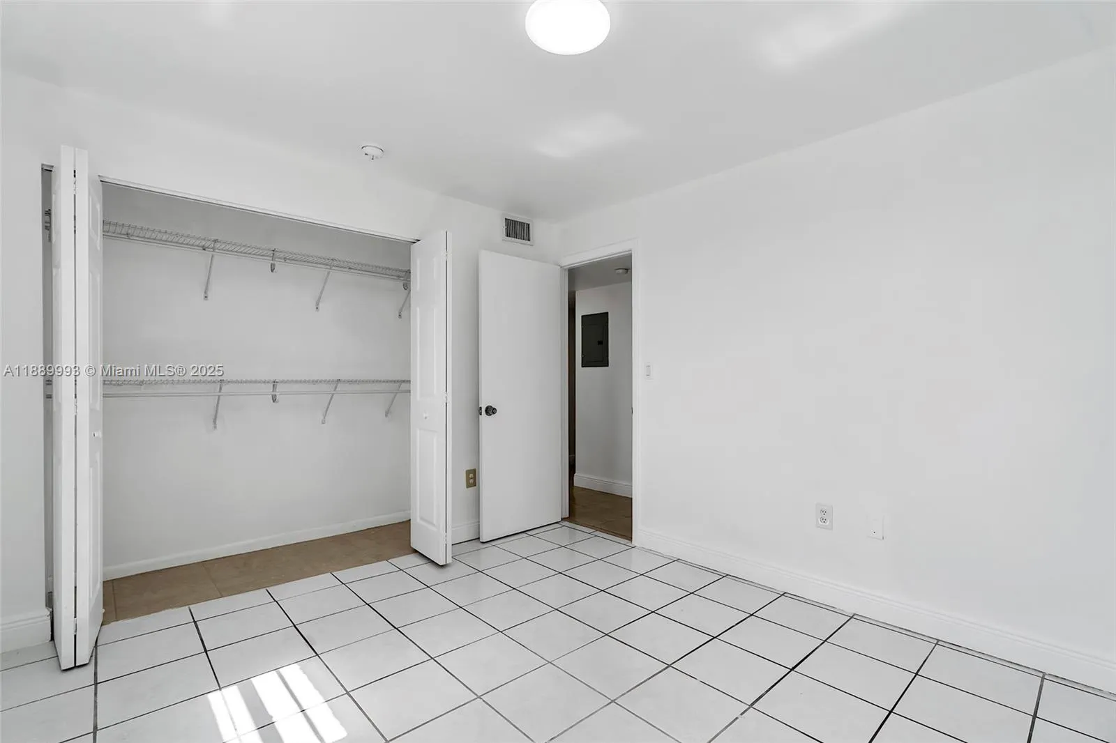 3945 SW 89th Ave, #301