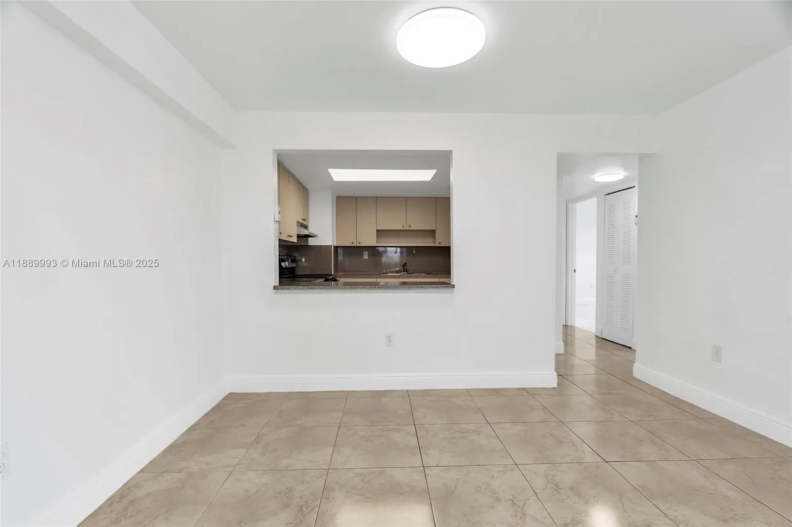 3945 SW 89th Ave, #301