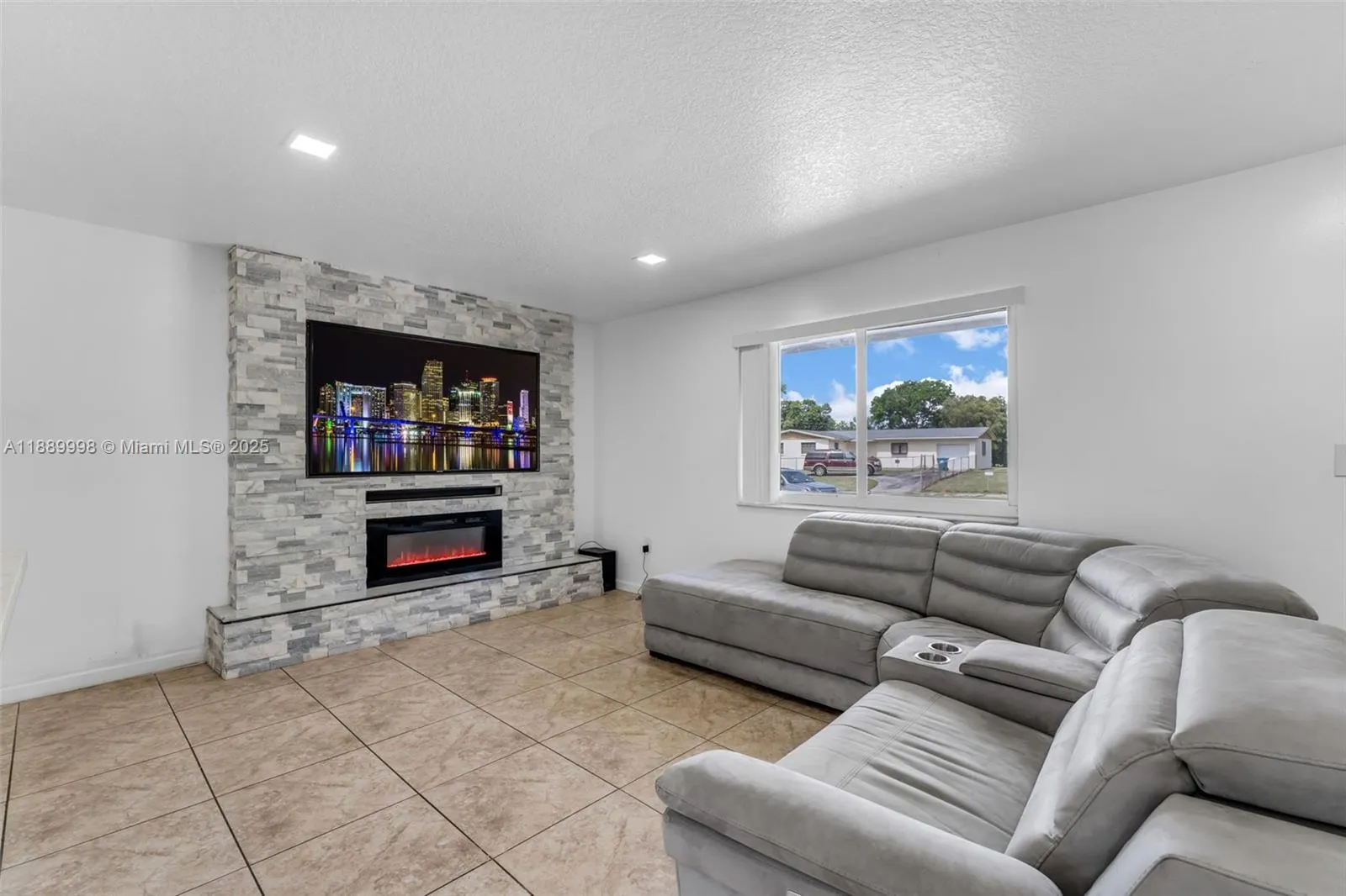 27645 SW 163rd Ave