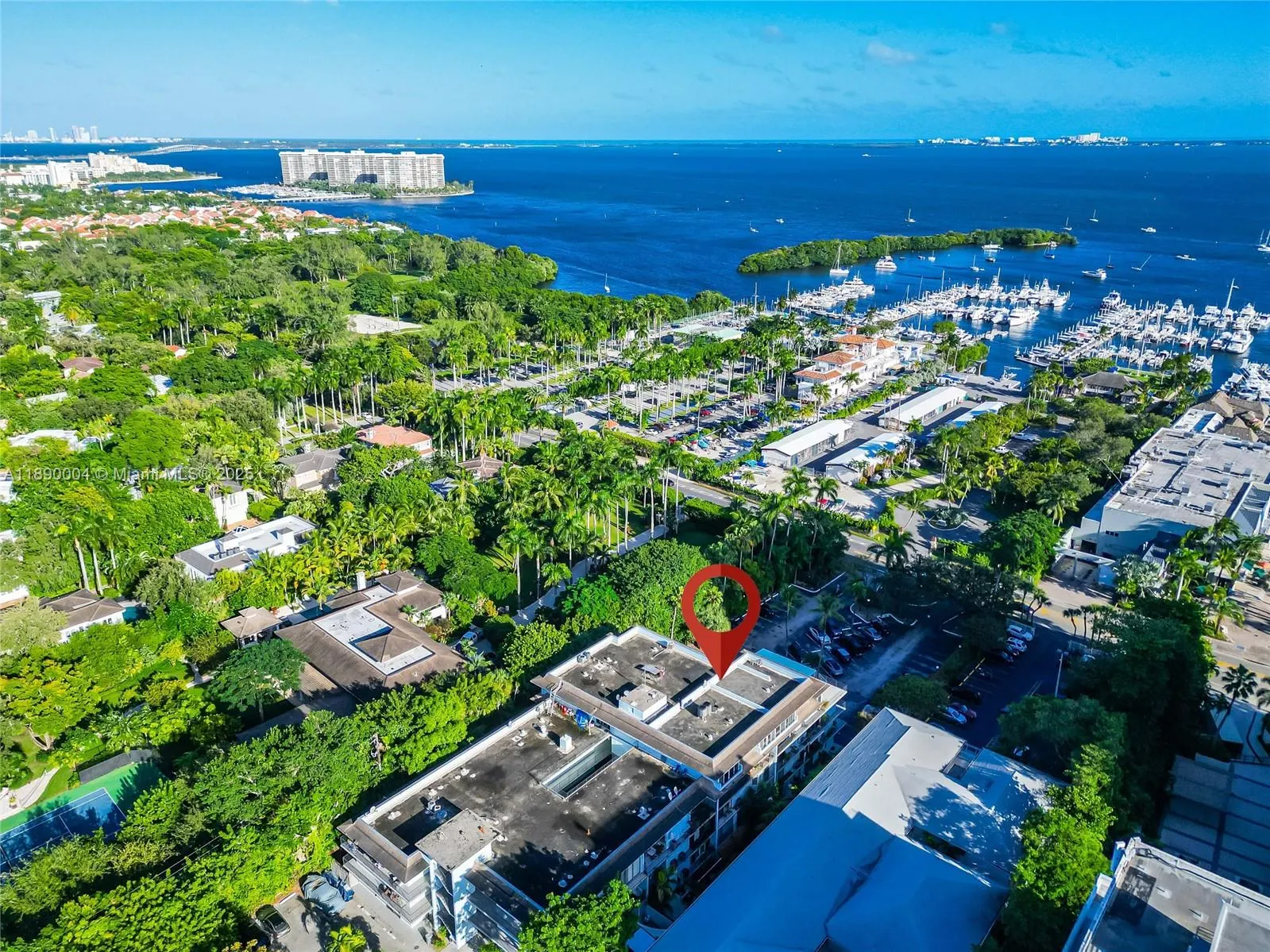 2539 S Bayshore Dr, #111J