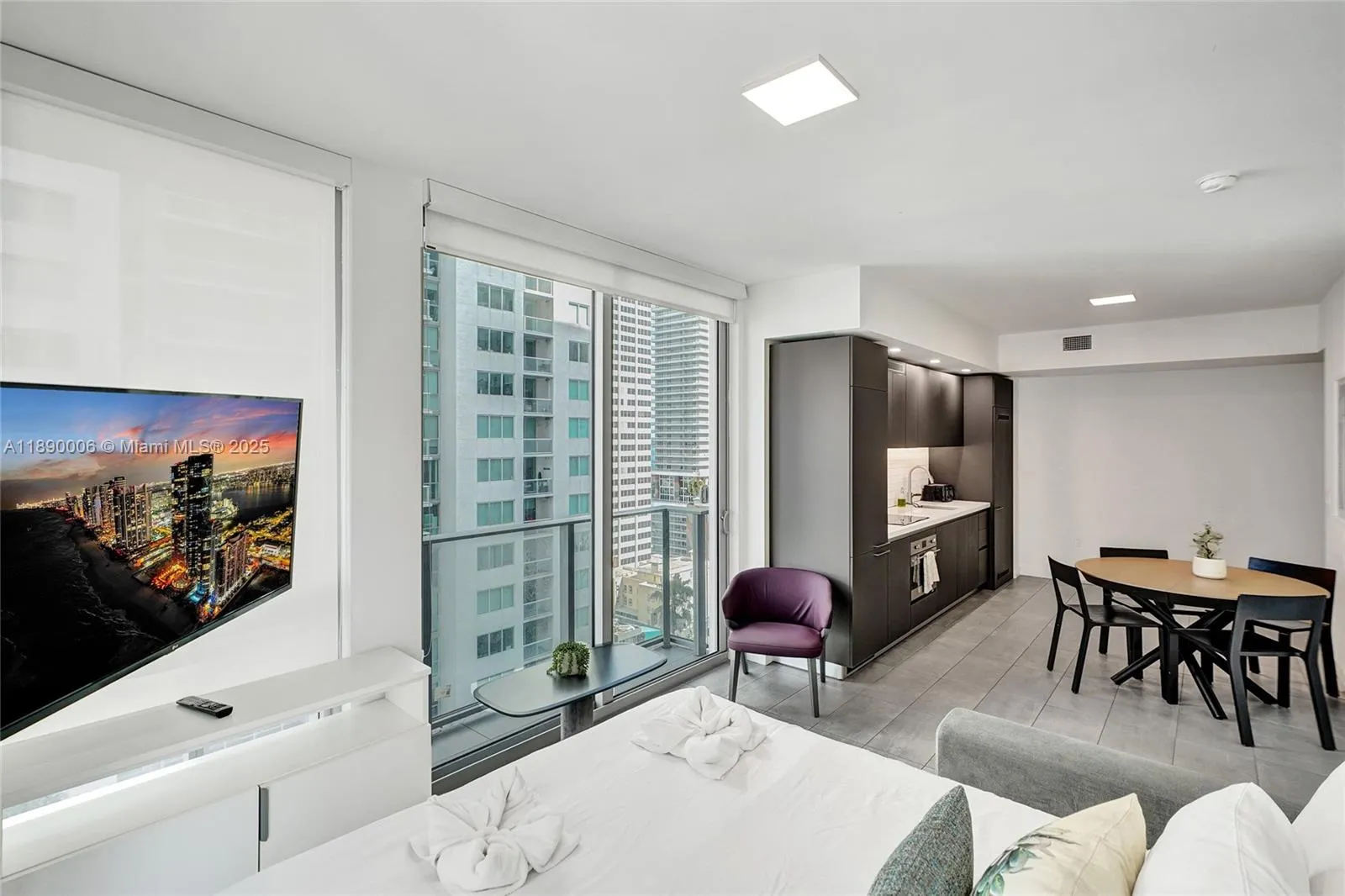 227 NE 2nd St, #1709