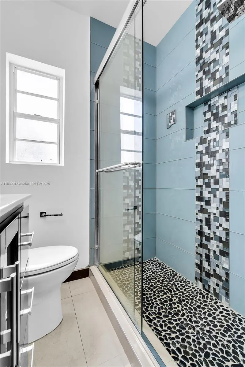 8335 E Crespi Blvd, #4