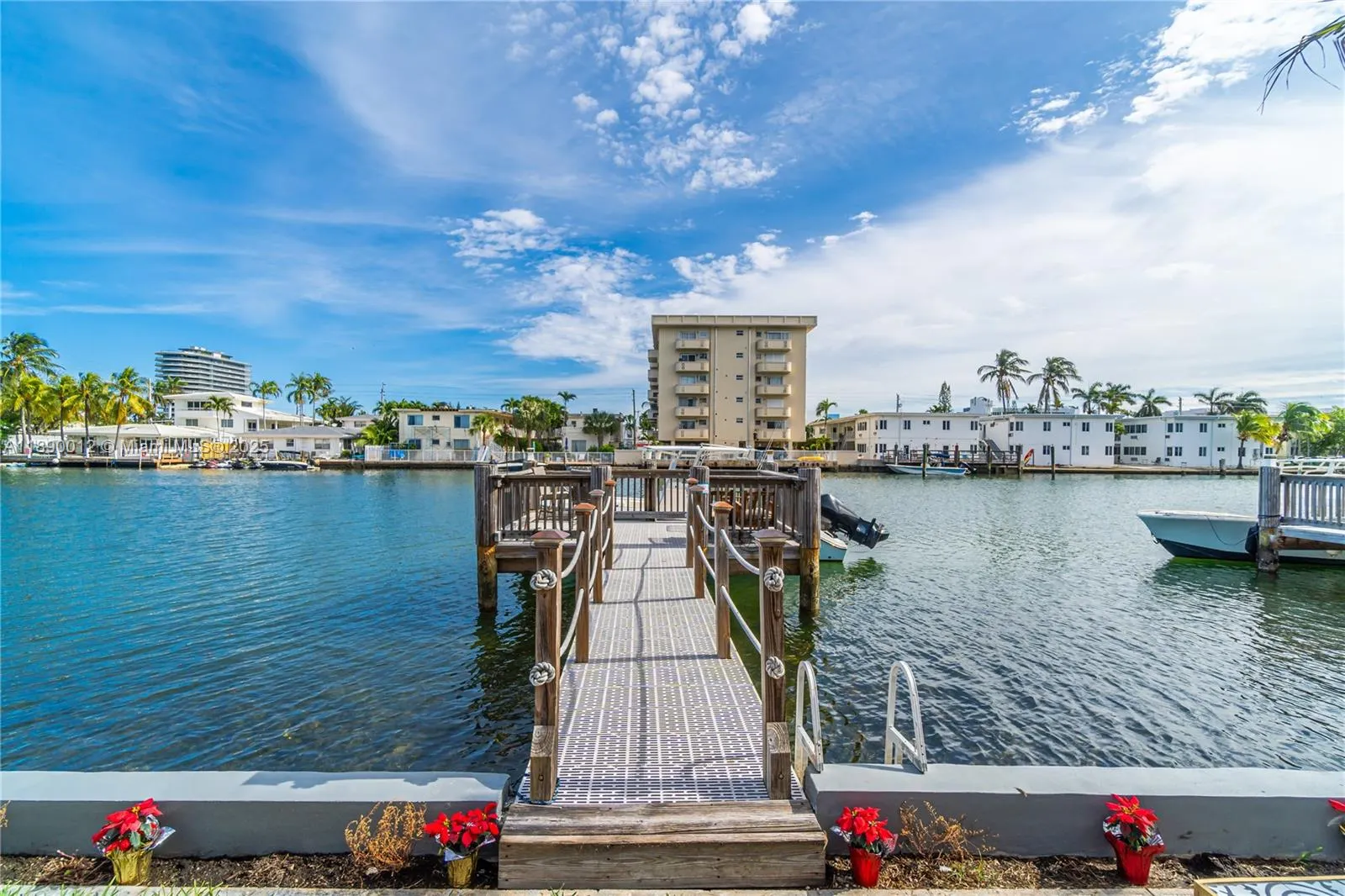 8335 E Crespi Blvd, #4