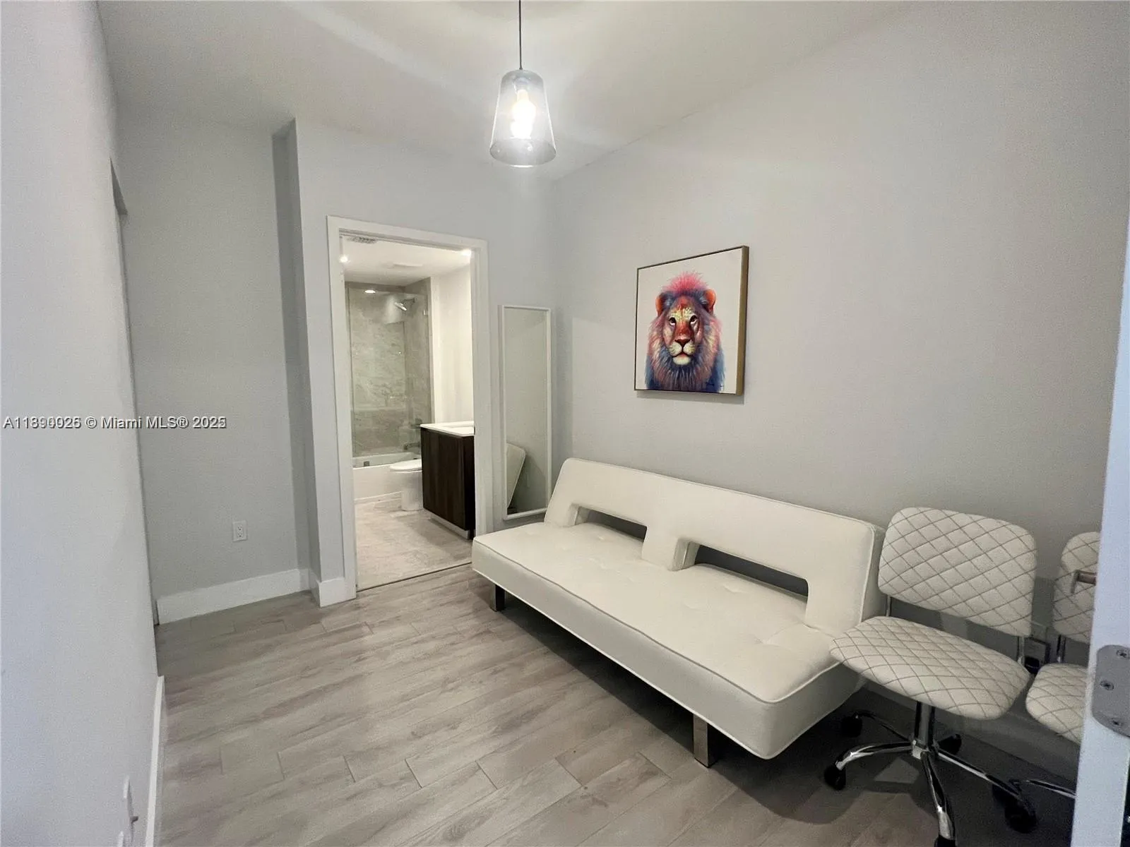 488 NE 18th St, #3208