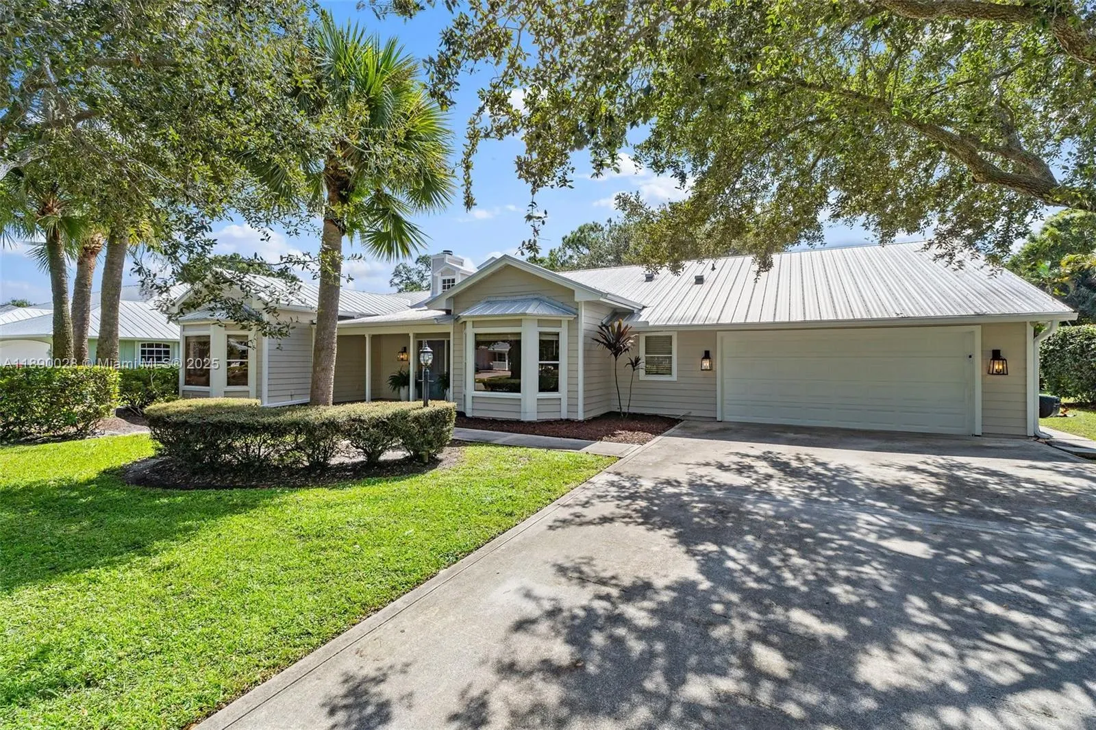 2239 SW Danforth Cir