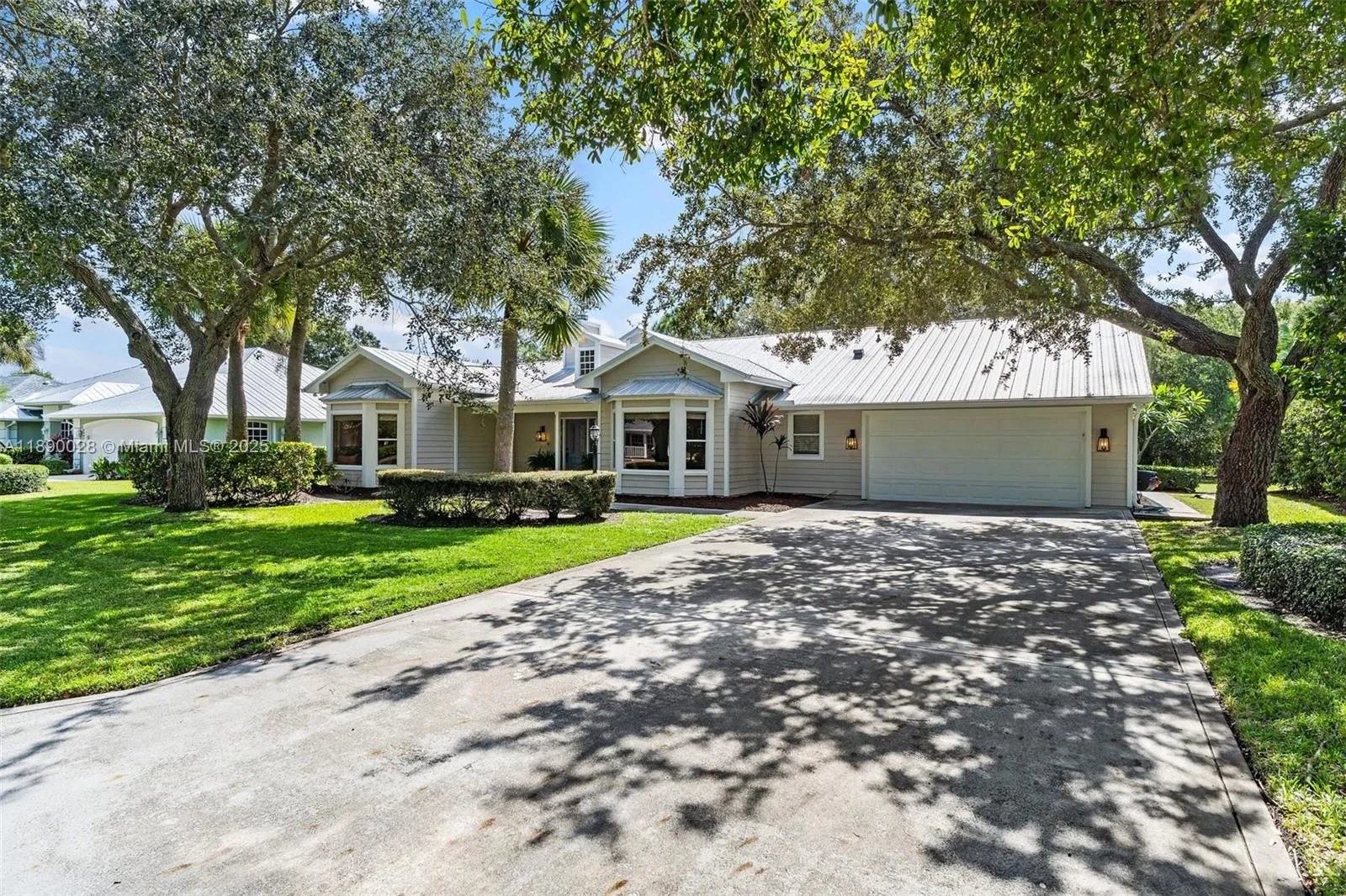 2239 SW Danforth Cir