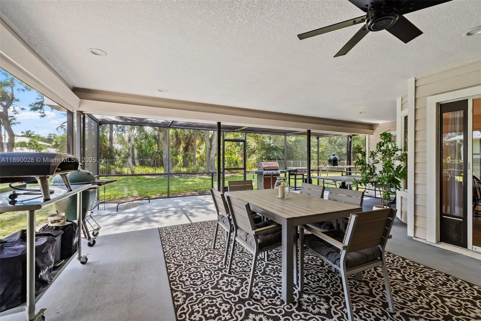 2239 SW Danforth Cir