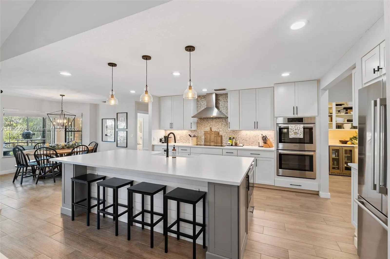 2239 SW Danforth Cir
