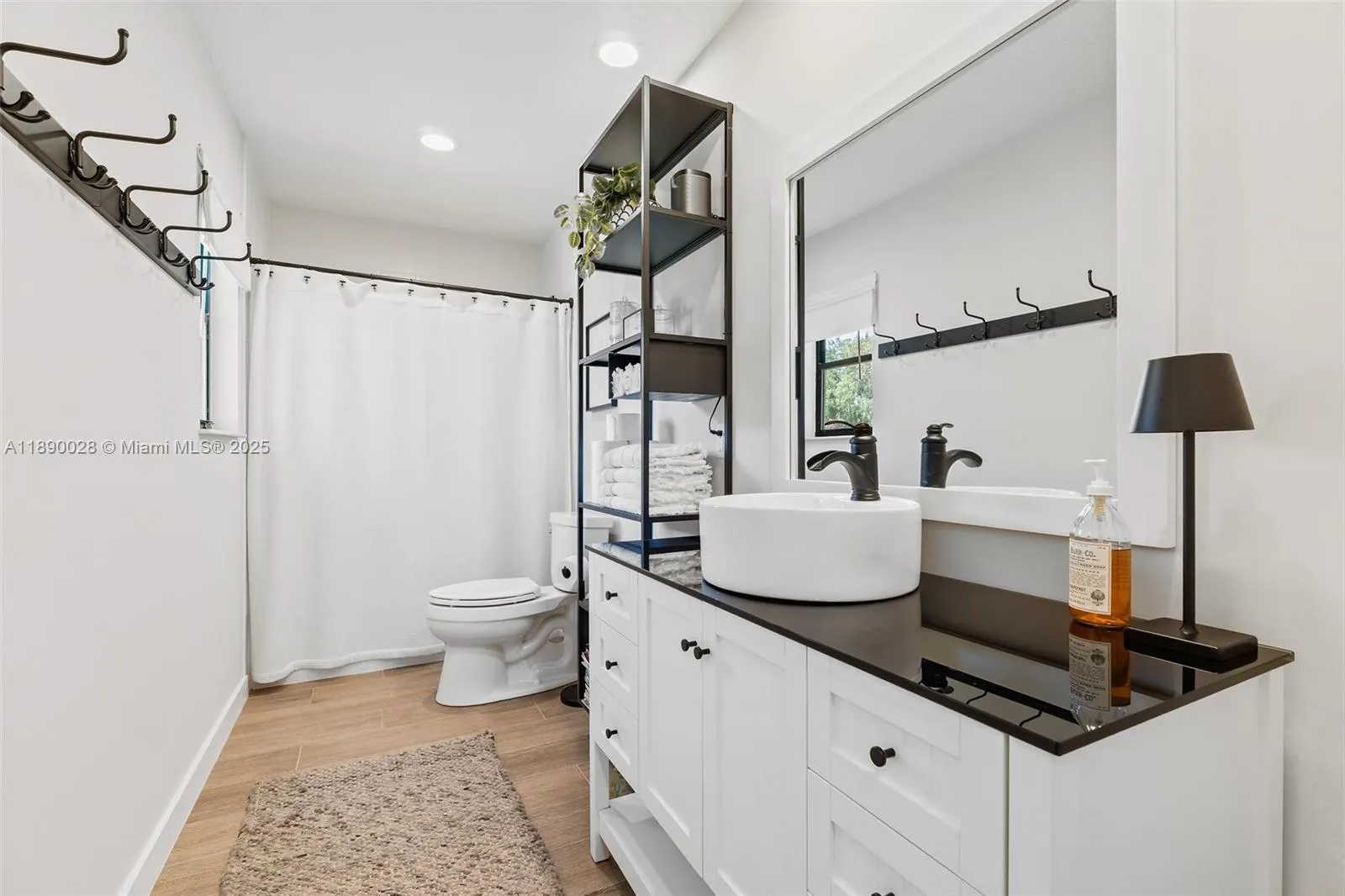 2239 SW Danforth Cir