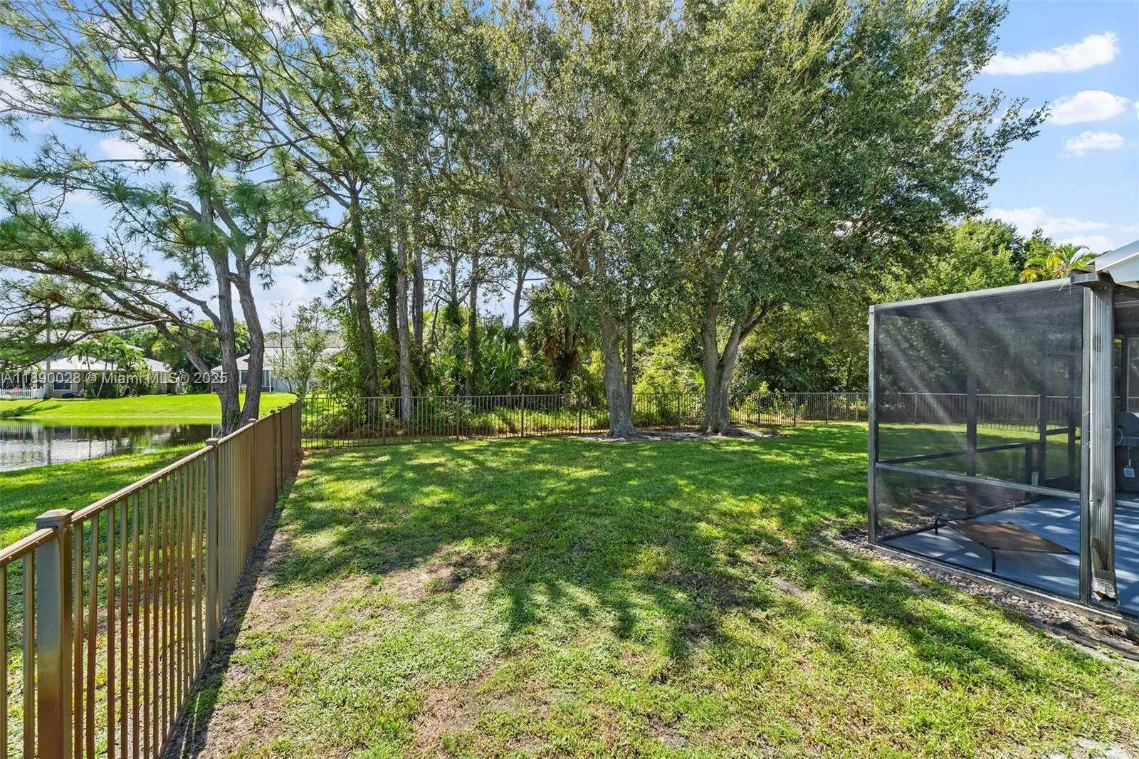 2239 SW Danforth Cir