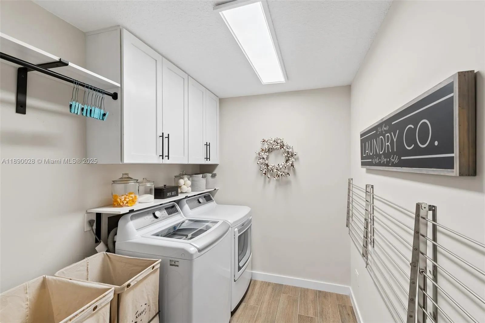 2239 SW Danforth Cir