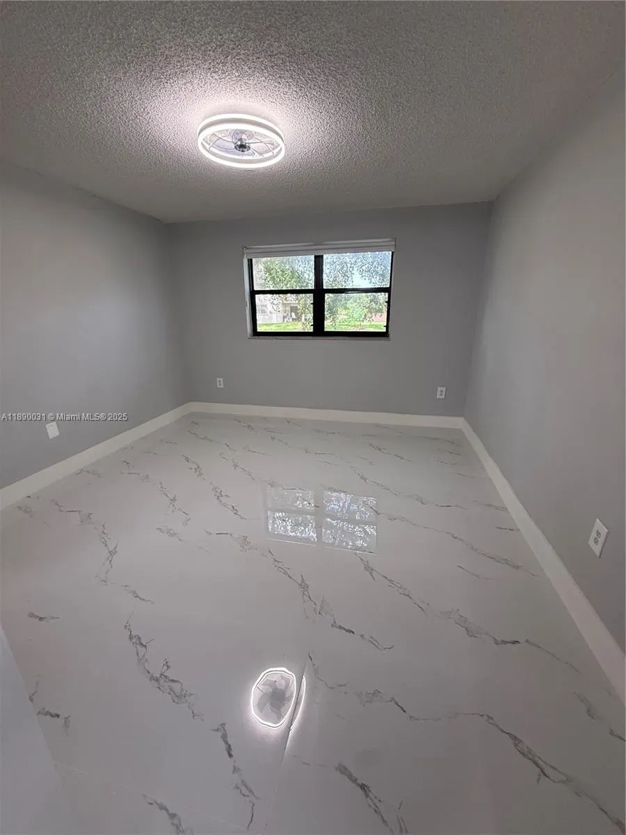 9937 Nob Hill Pl, #9937