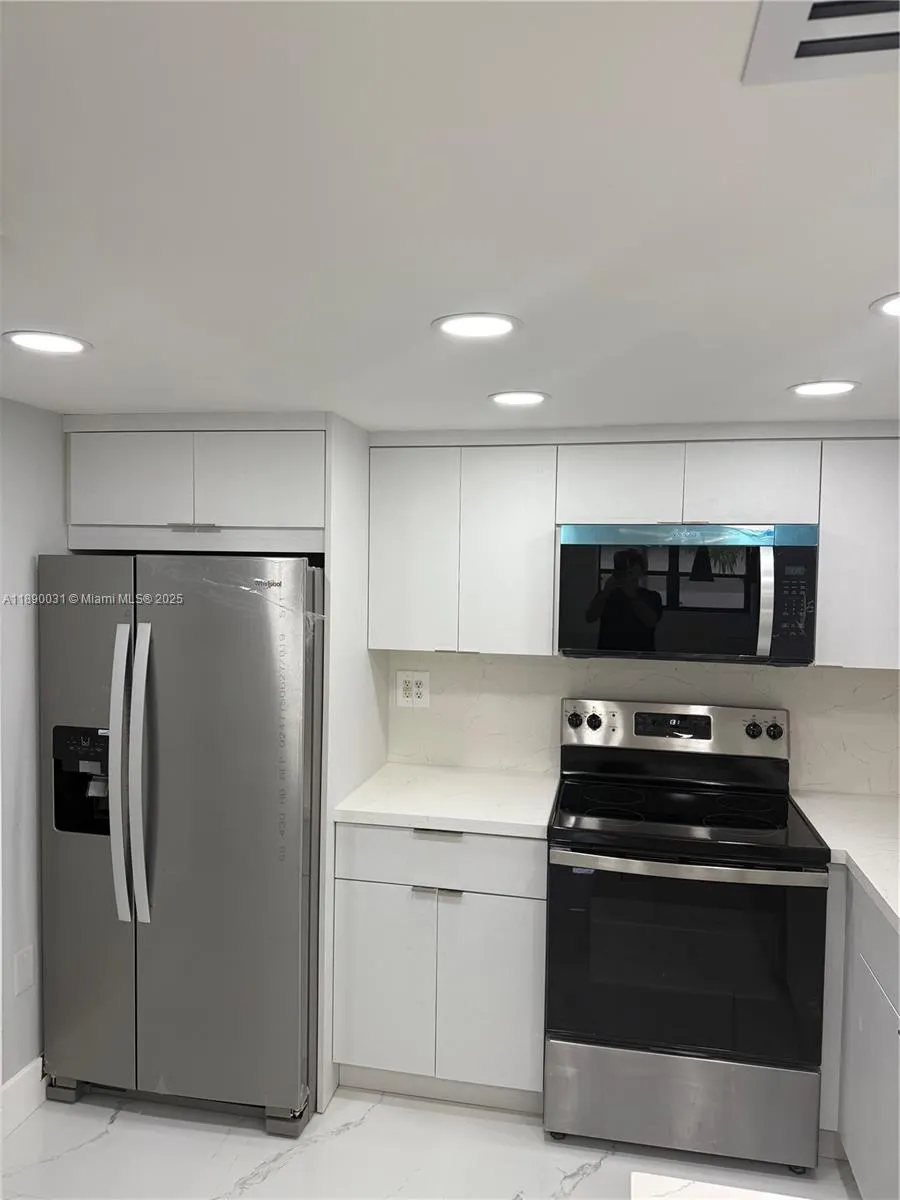 9937 Nob Hill Pl, #9937
