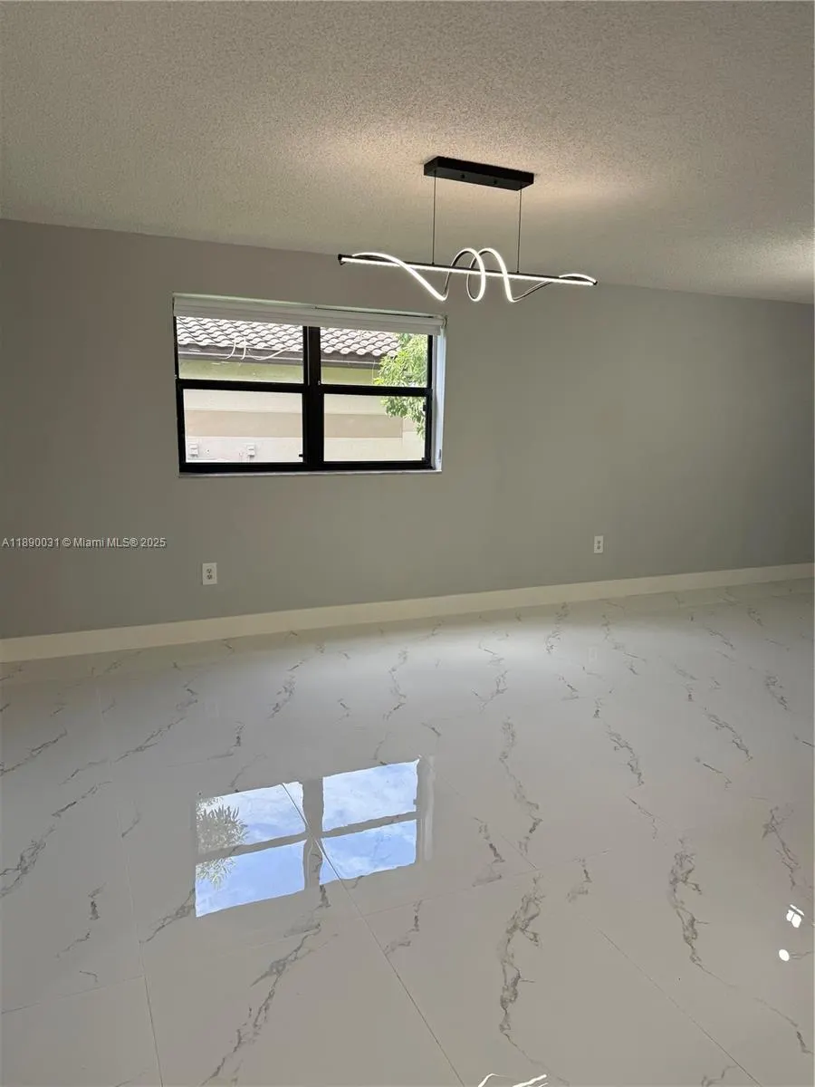 9937 Nob Hill Pl, #9937