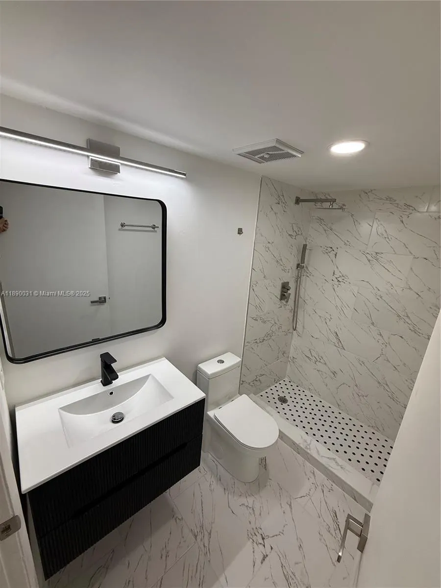9937 Nob Hill Pl, #9937