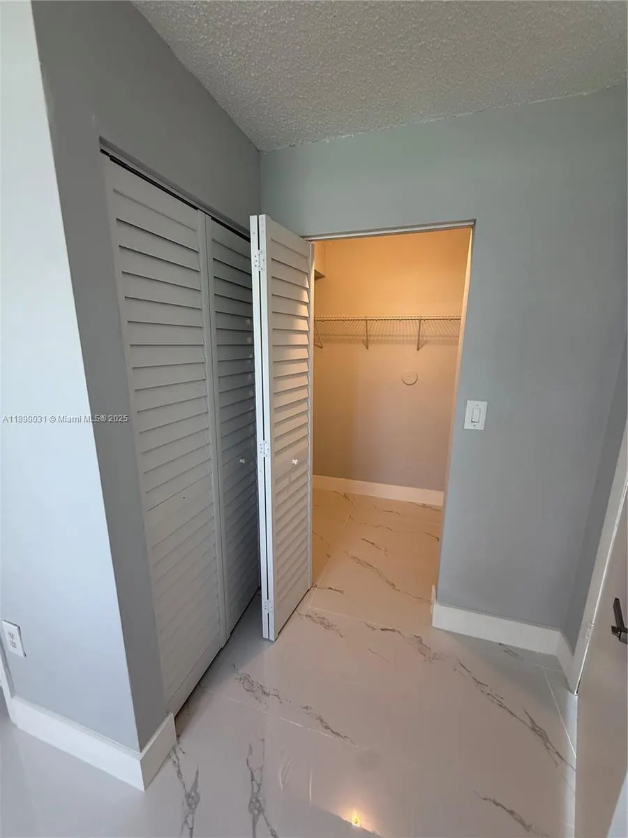 9937 Nob Hill Pl, #9937