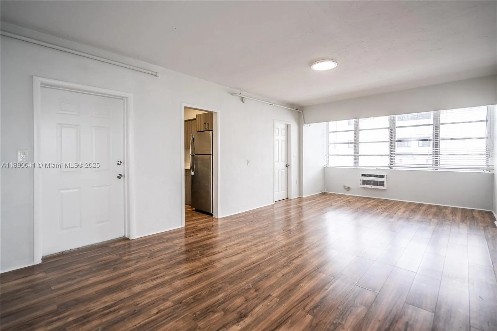8315 Byron Ave, #4