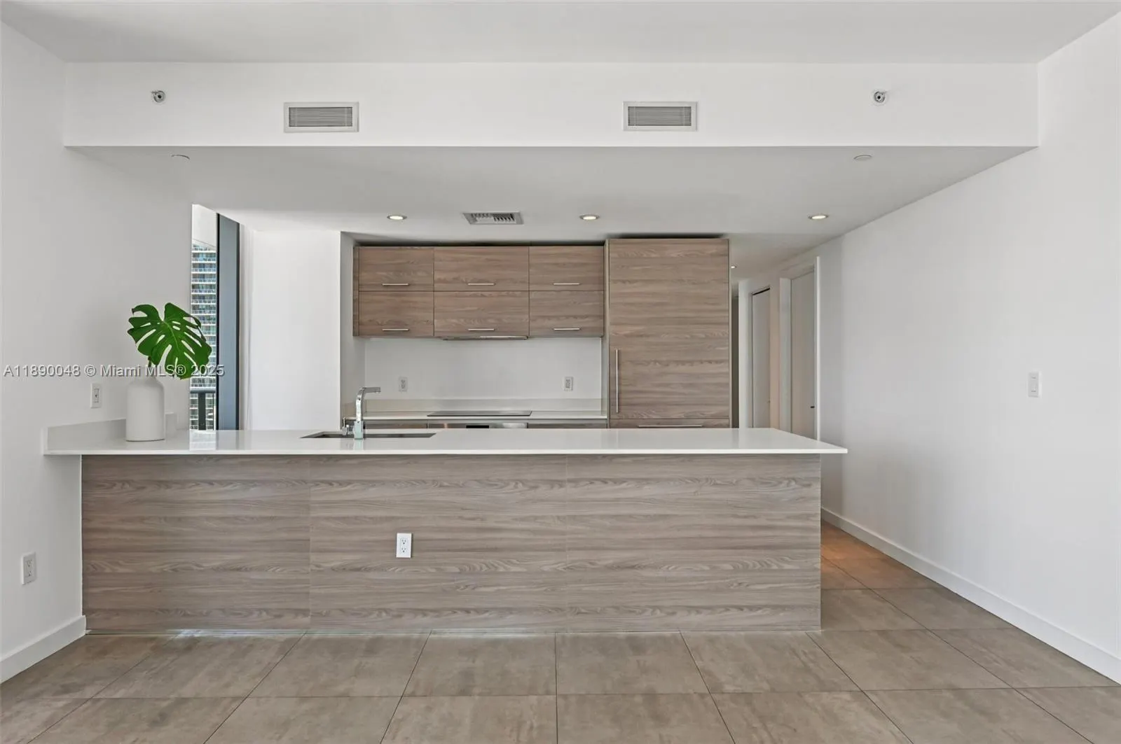 1300 S Miami Ave, #1706
