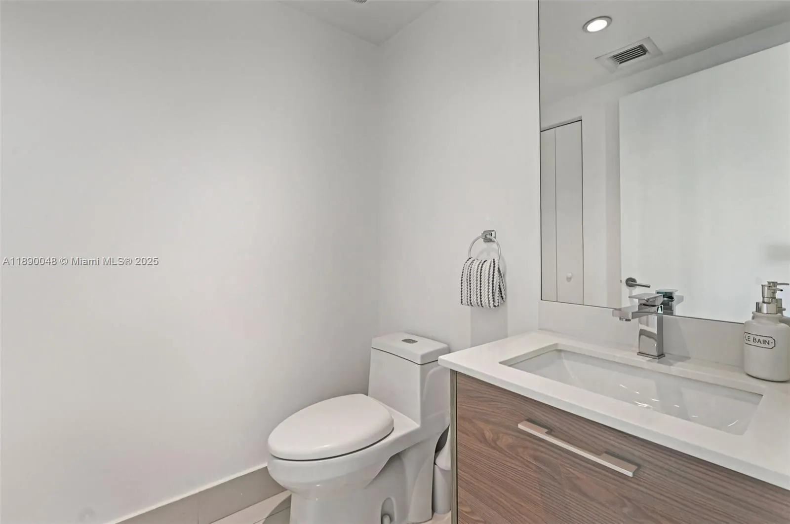 1300 S Miami Ave, #1706