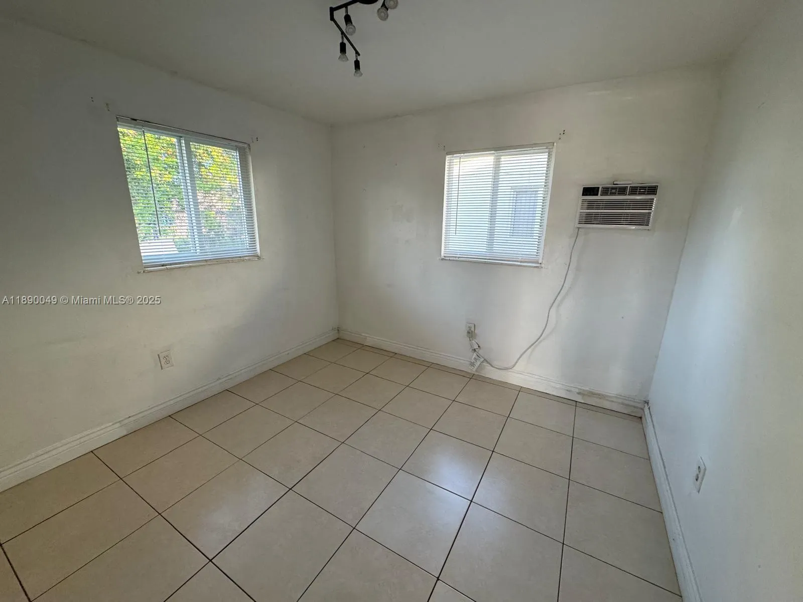 2415 NW 82nd St, #2417