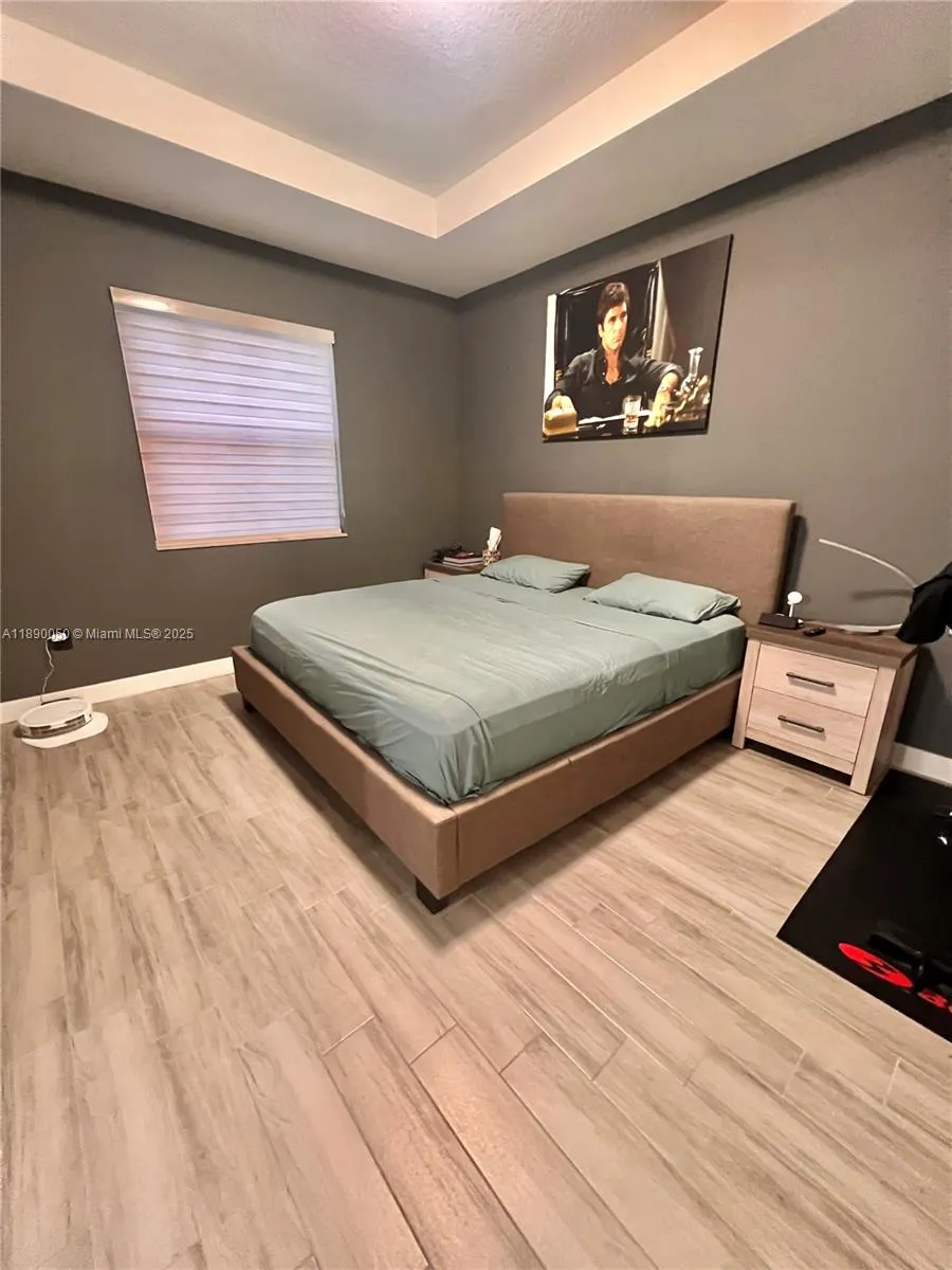 4654 Santa Cruz Way