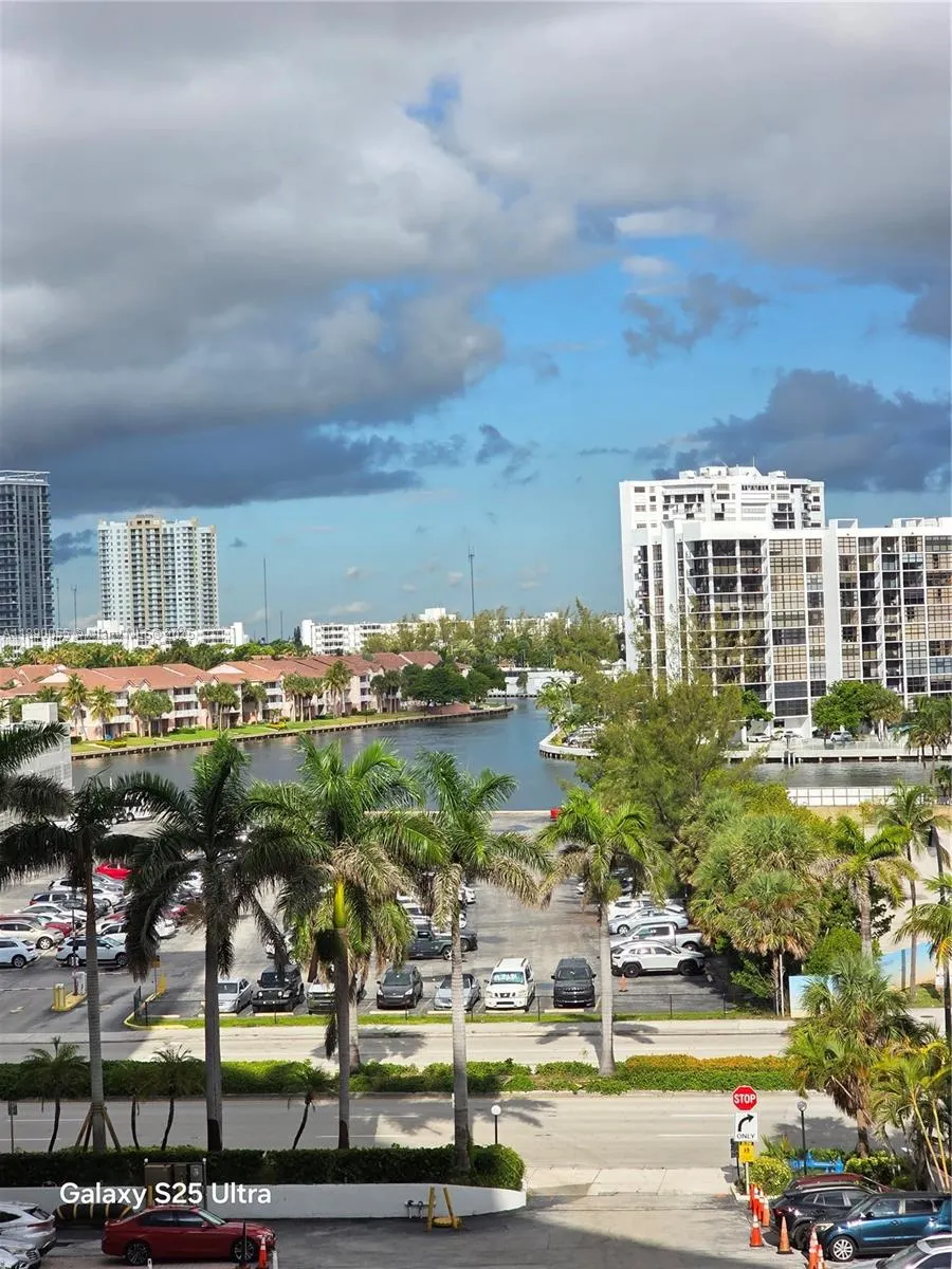 3725 S Ocean Dr, #617
