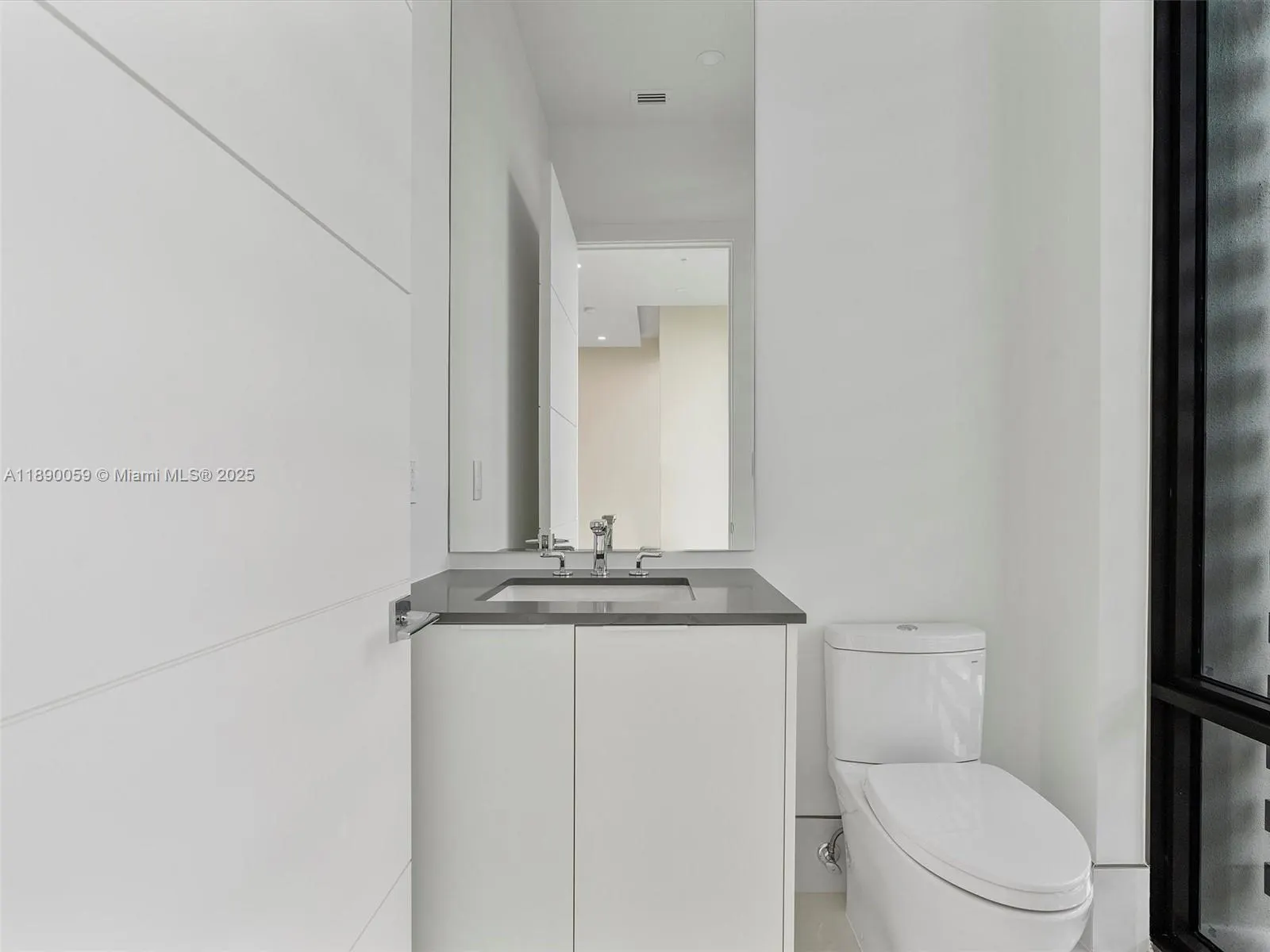 4004 NE 167 ST, #8