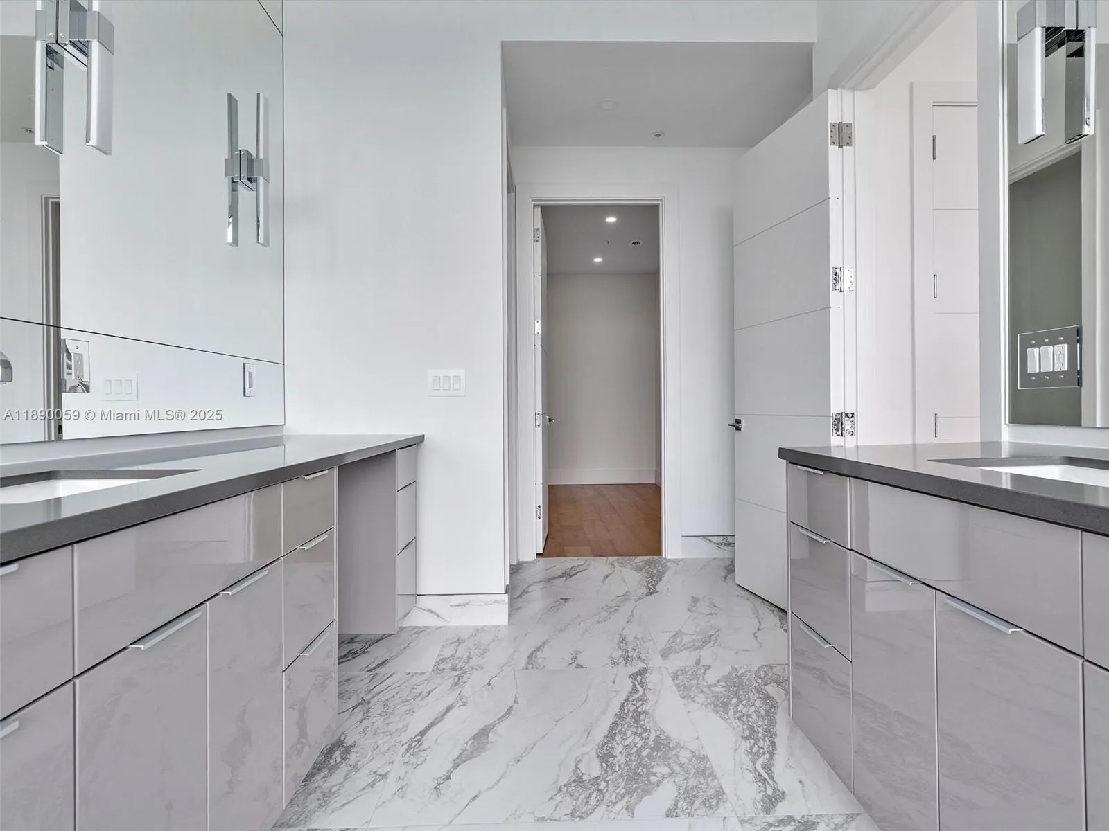 4004 NE 167 ST, #8