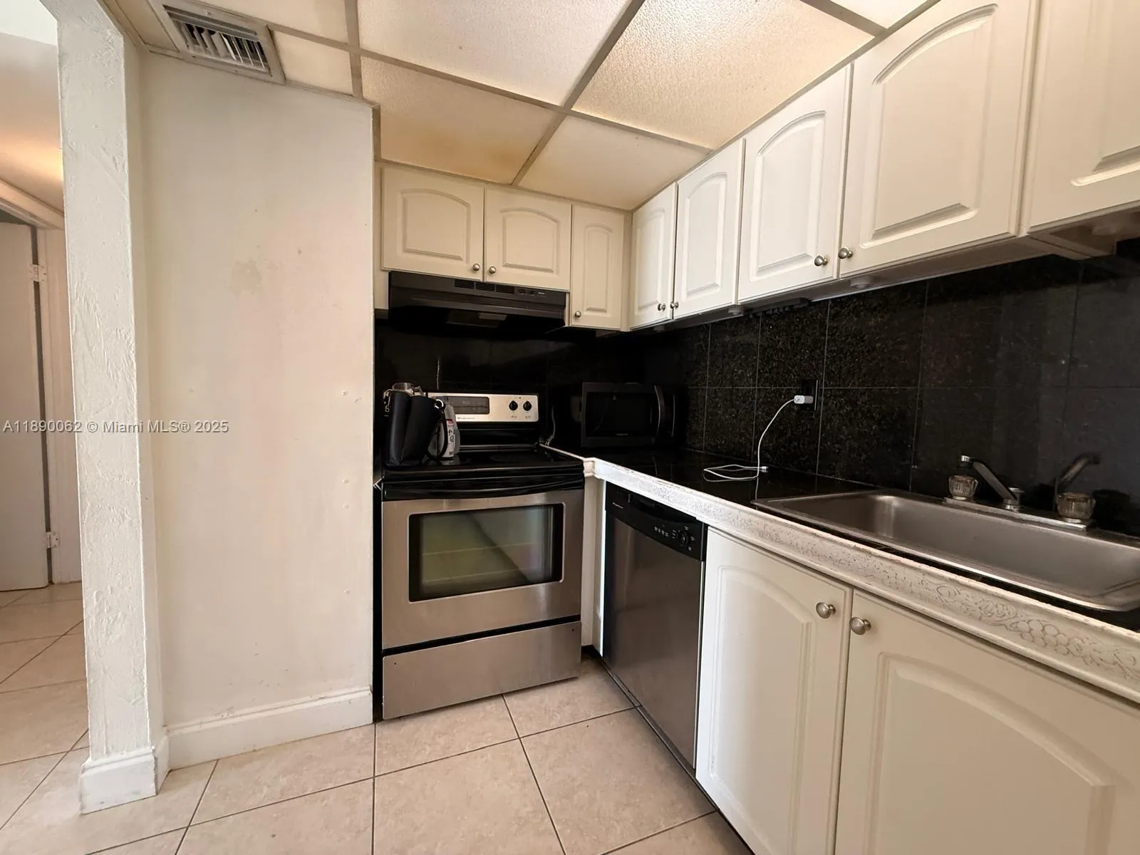 13890 SW 90th Ave, #205-HH
