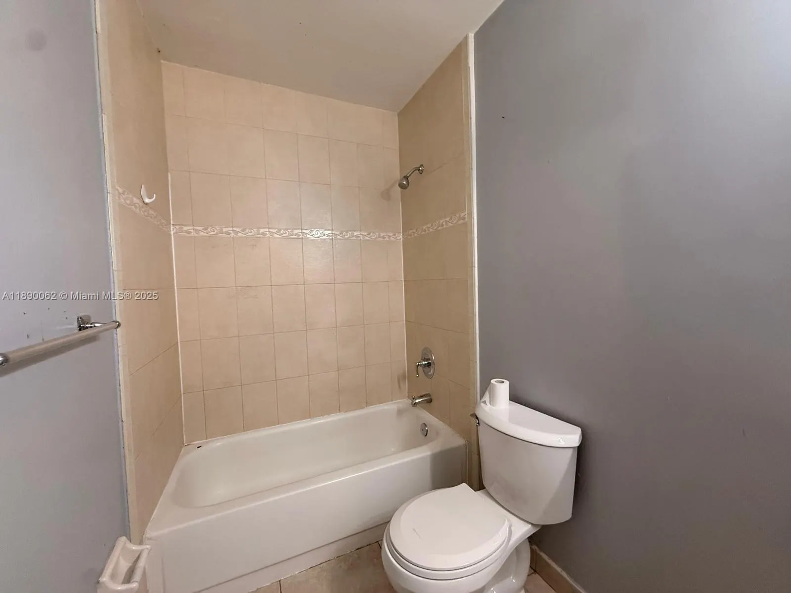 13890 SW 90th Ave, #205-HH