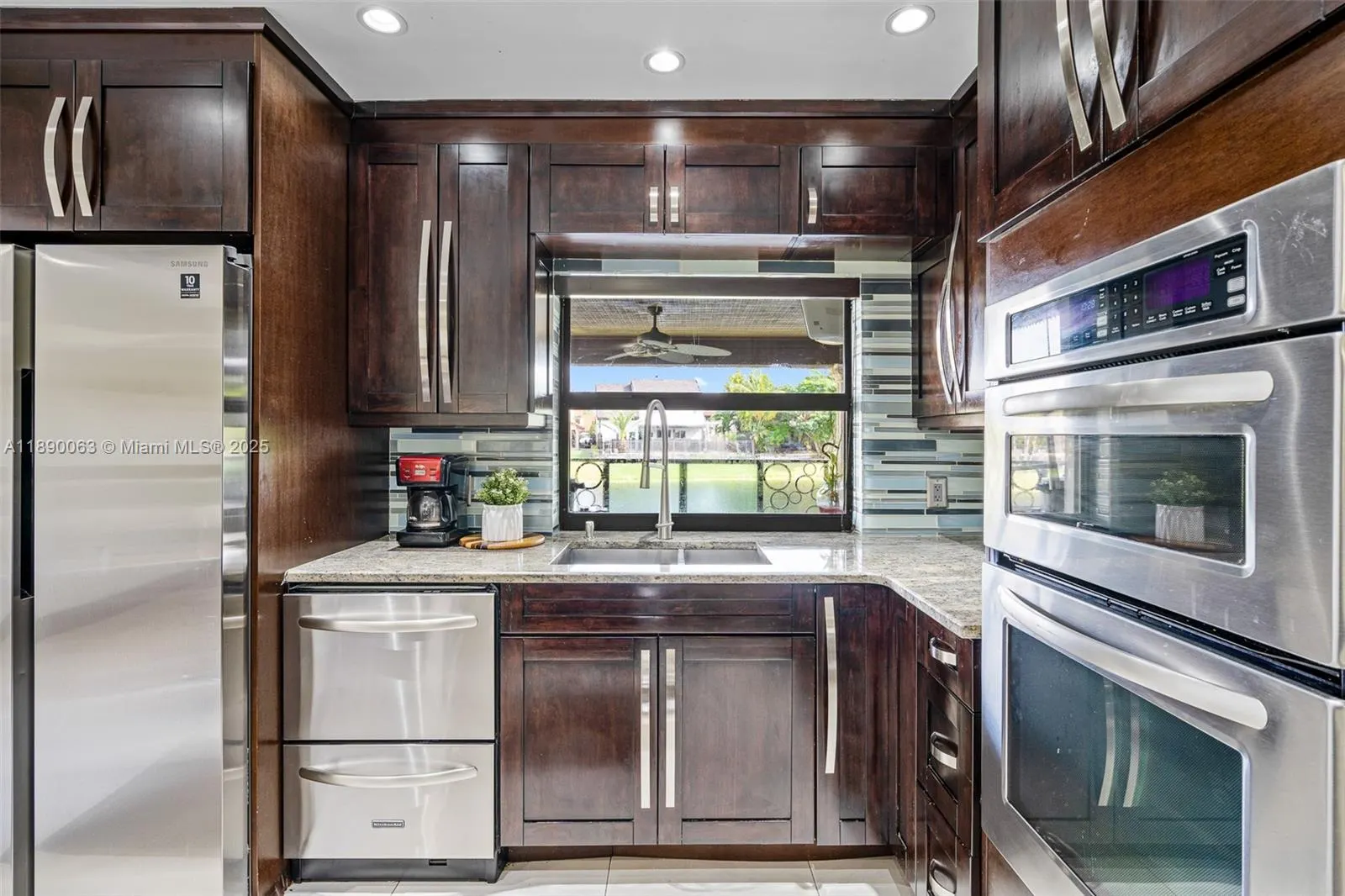 12725 SW 66th Terr Dr