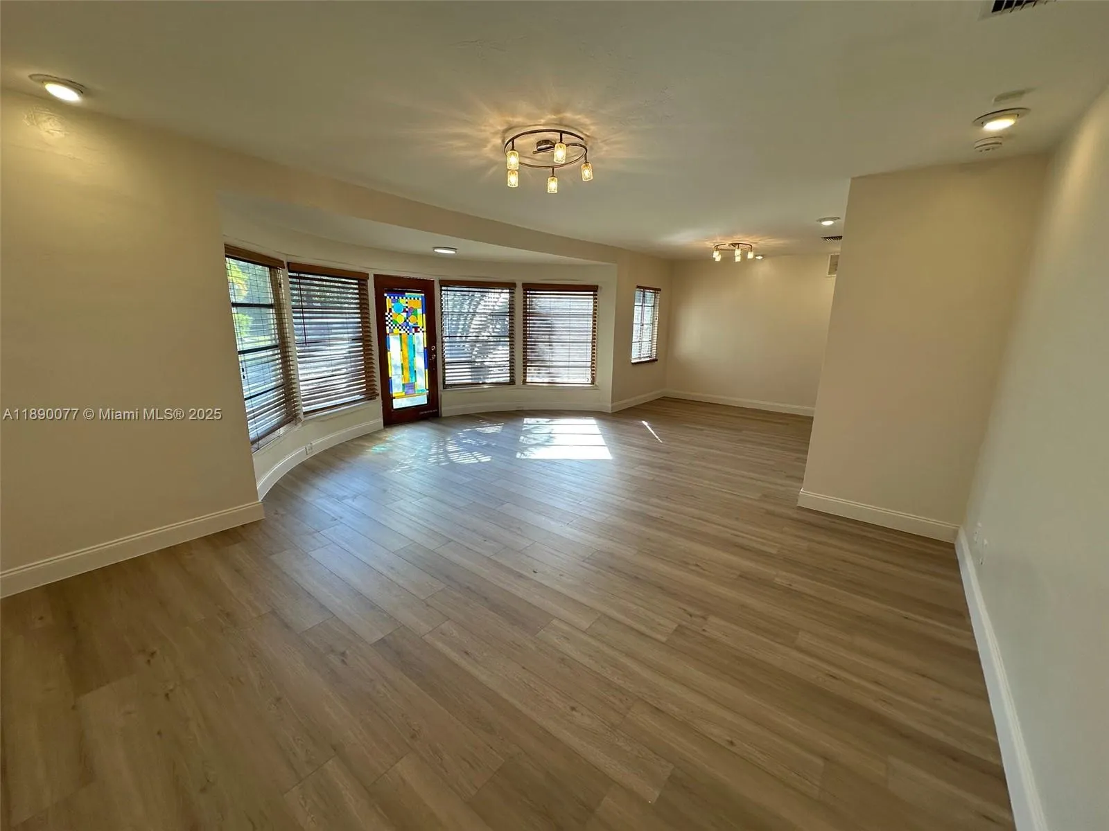 1000 W Las Olas Blvd, #1