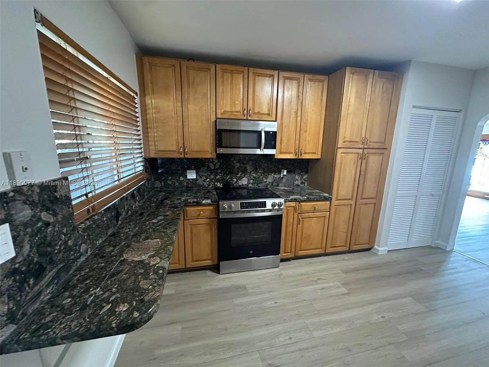 1000 W Las Olas Blvd, #1