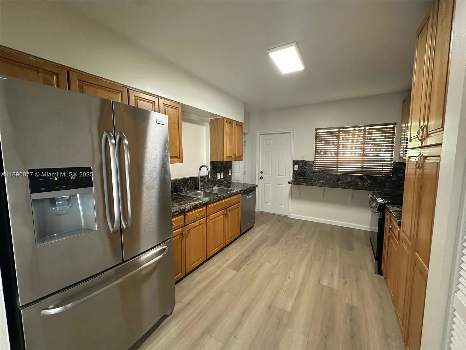 1000 W Las Olas Blvd, #1