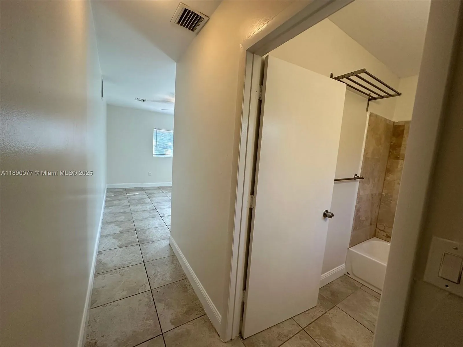 1000 W Las Olas Blvd, #1