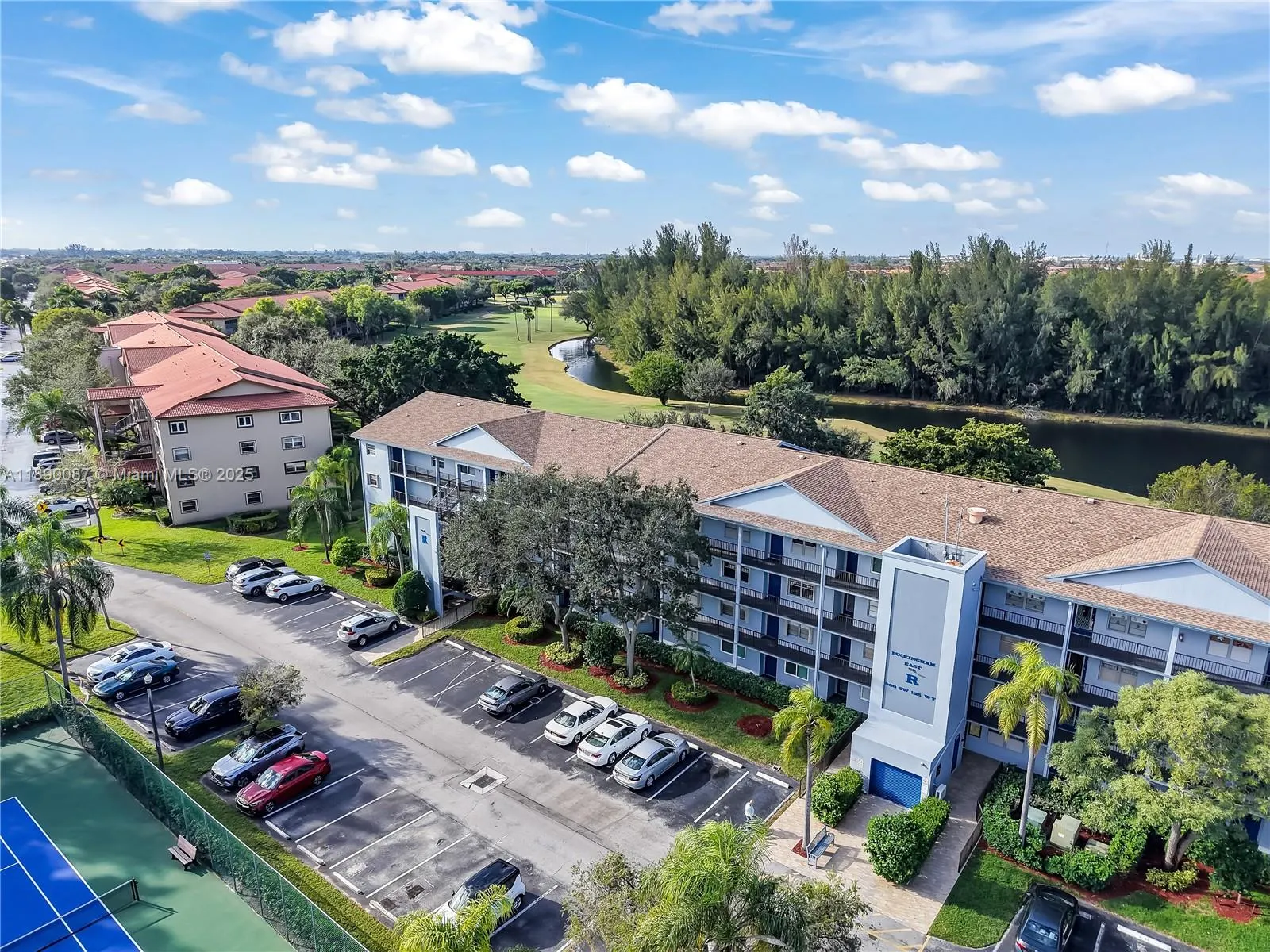 900 SW 125th Way, #304R