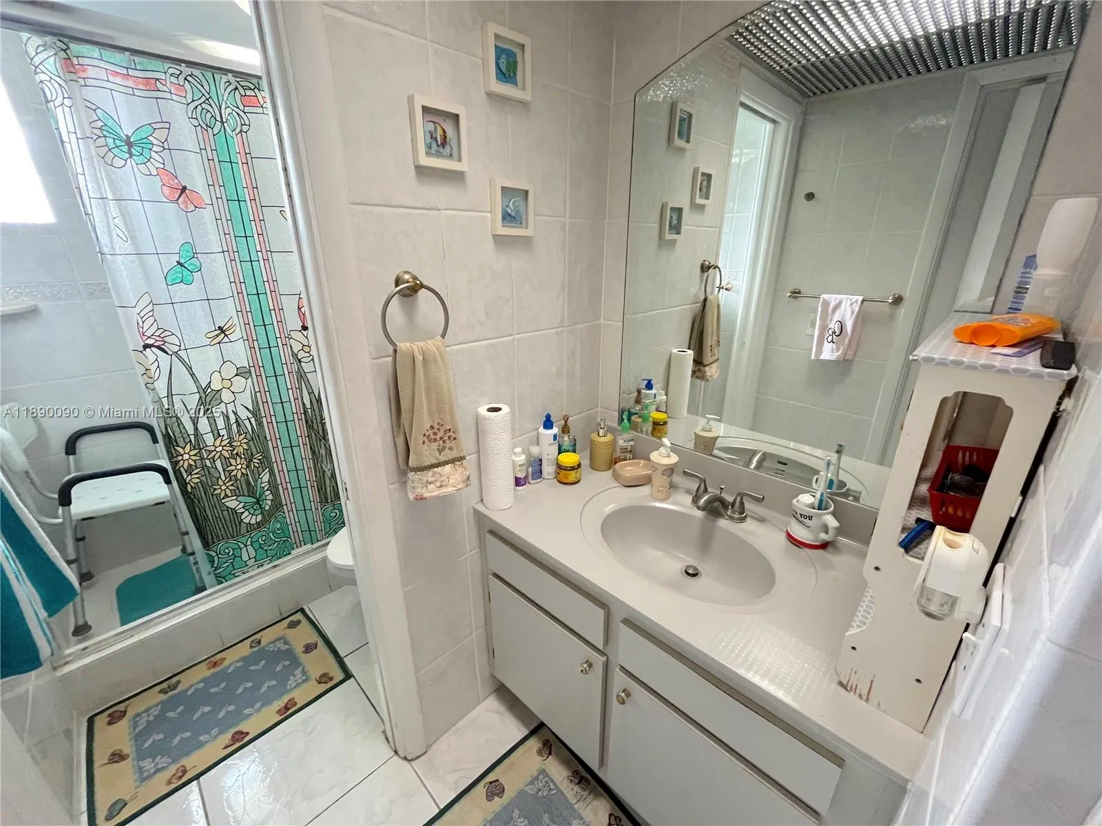 1320 W 71st St