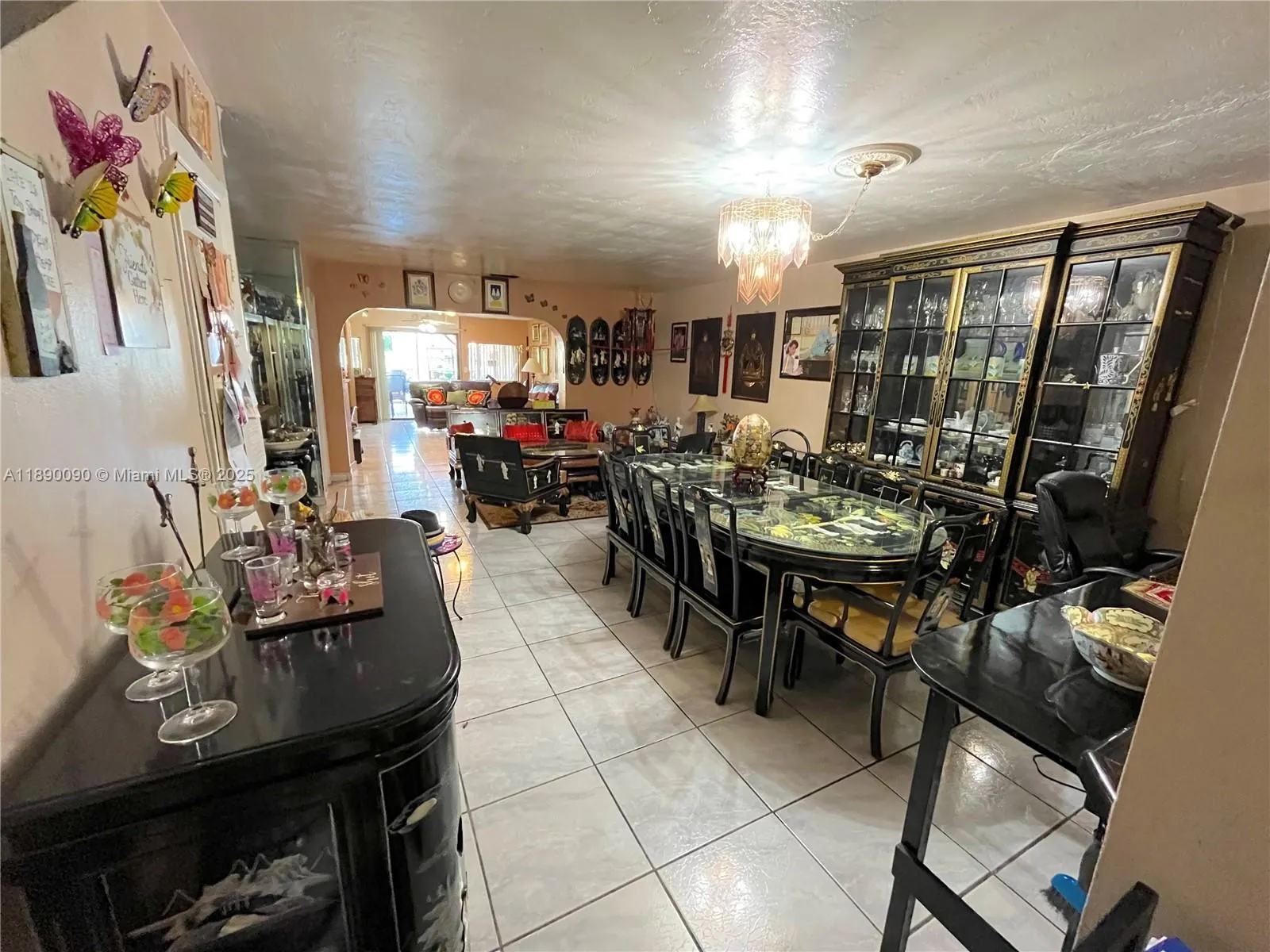 1320 W 71st St