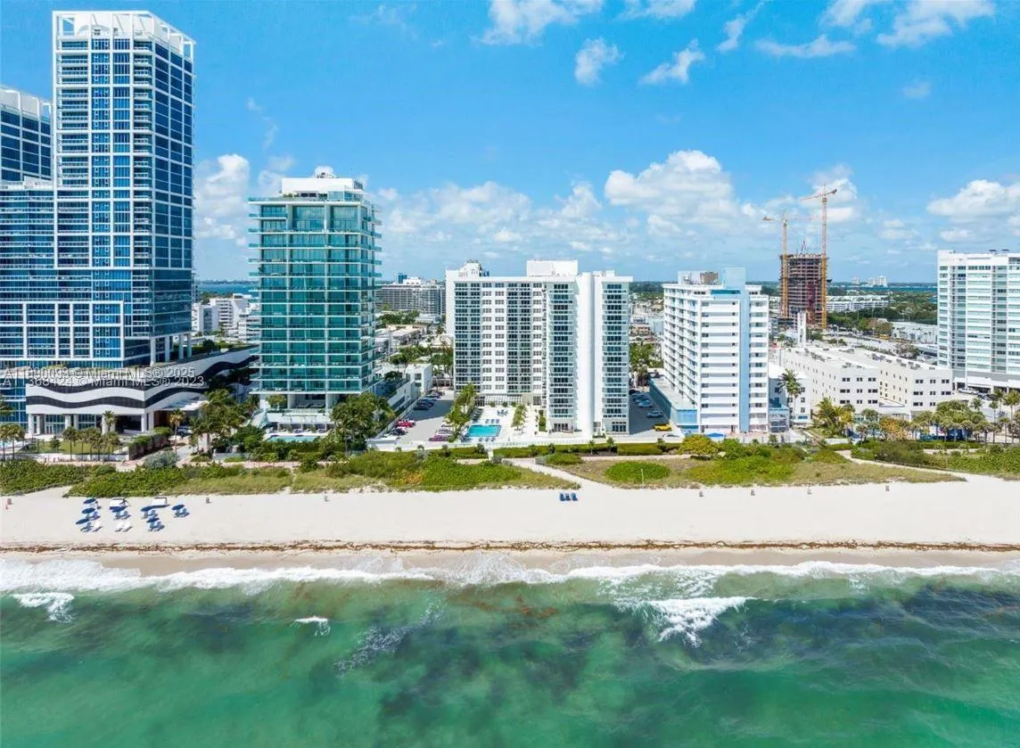 6917 Collins Ave, #720