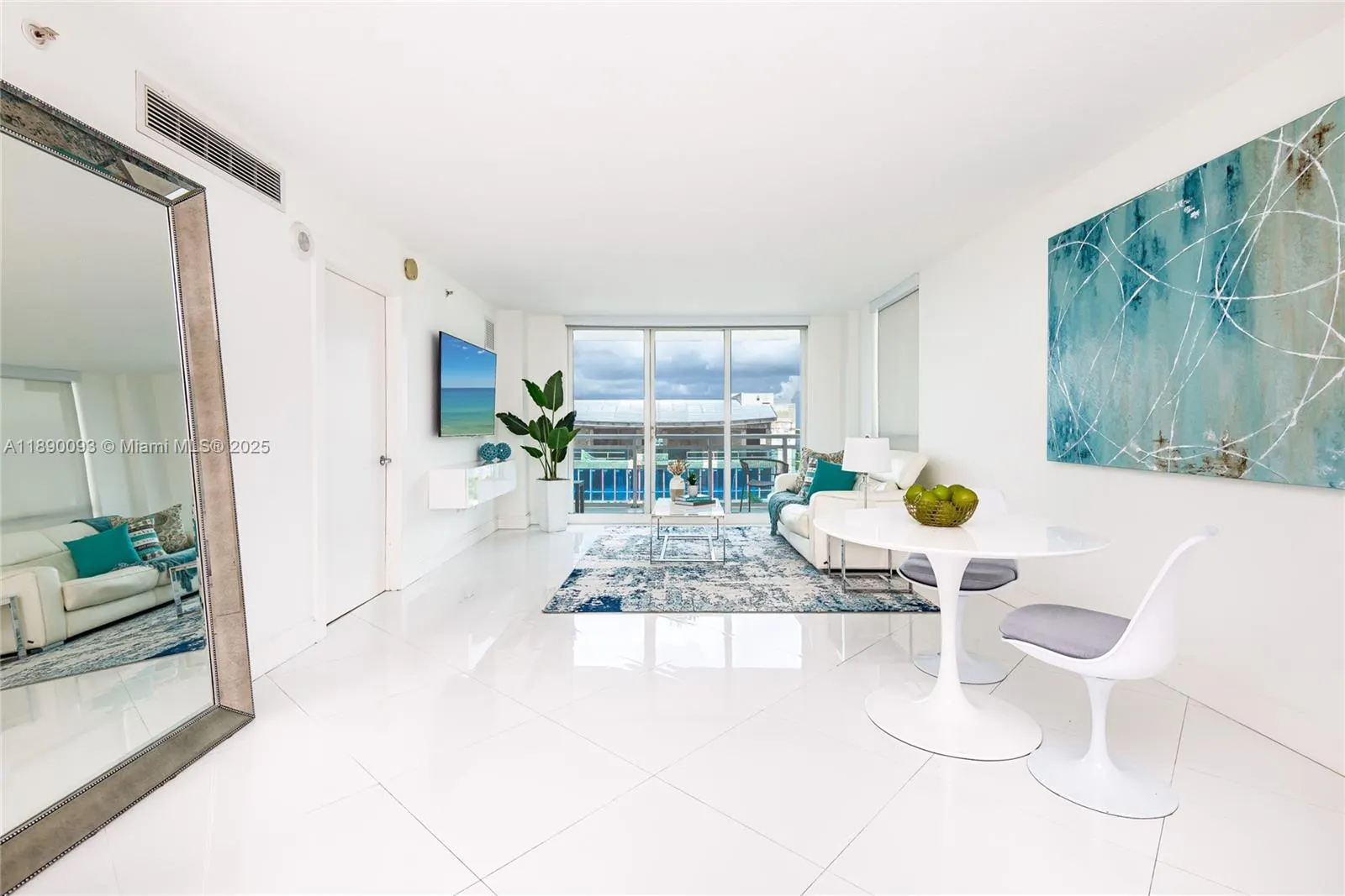 6917 Collins Ave, #720