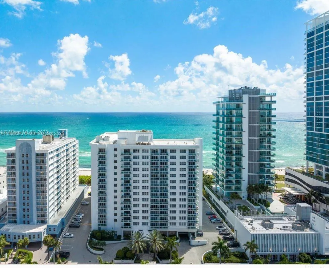 6917 Collins Ave, #720