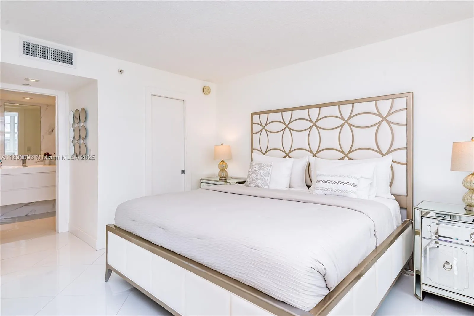 6917 Collins Ave, #720