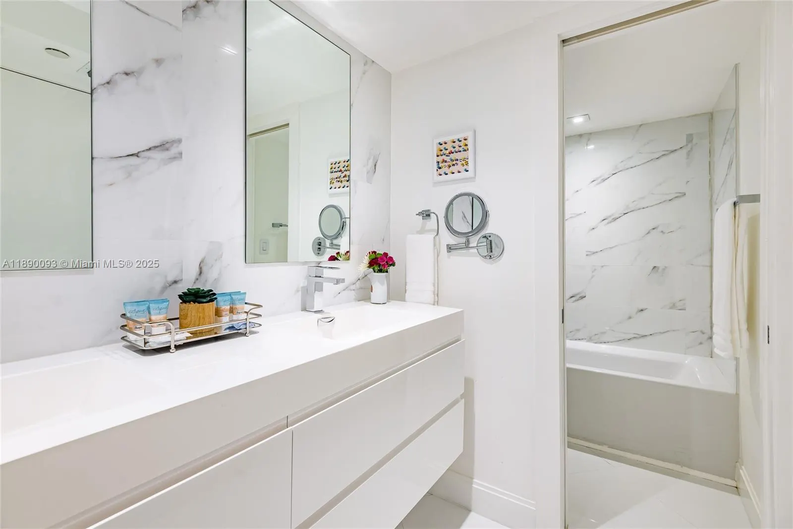 6917 Collins Ave, #720