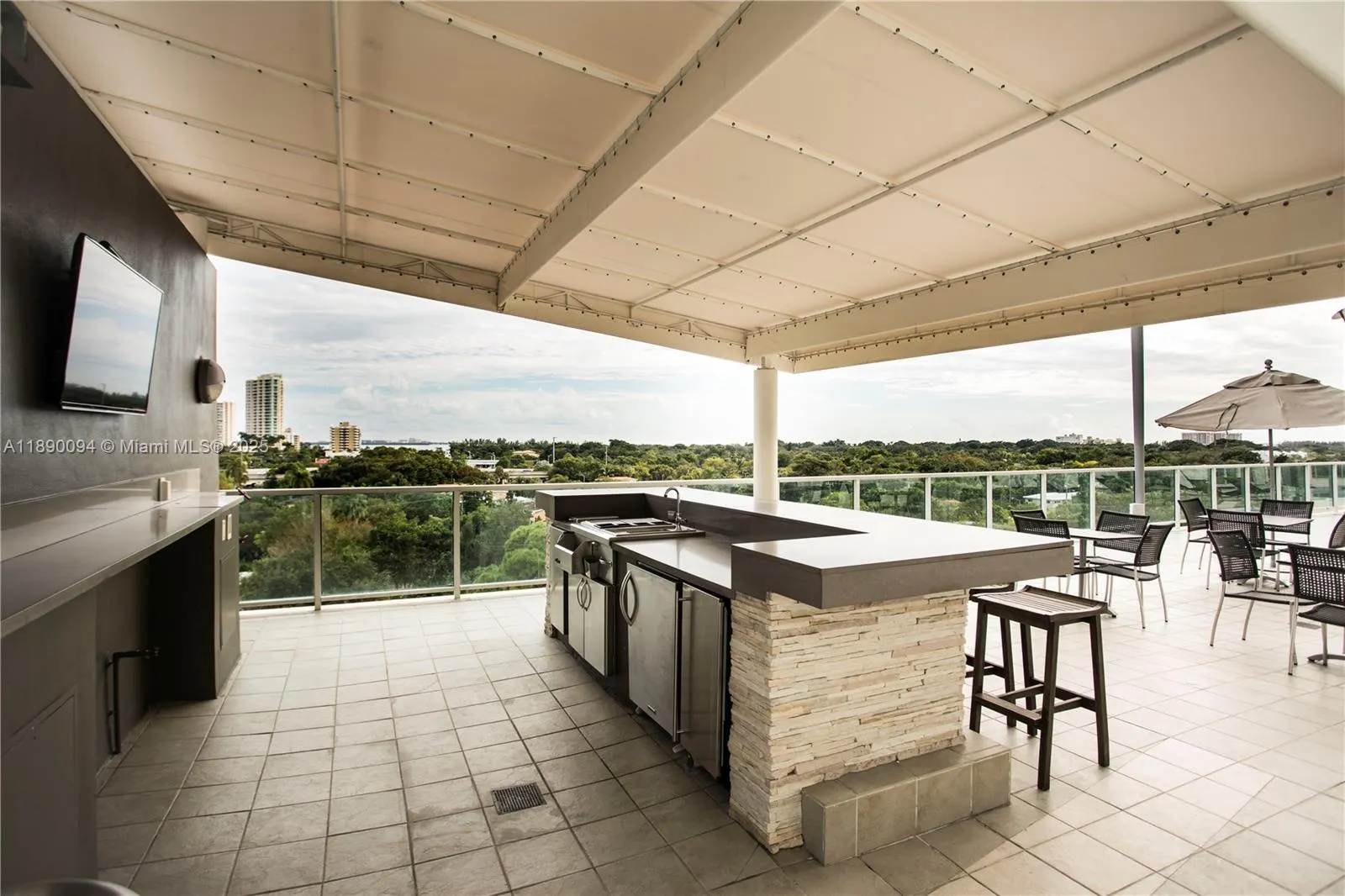 2525 SW 3 AV, #1106