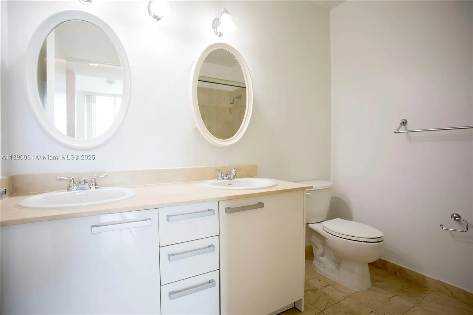 2525 SW 3 AV, #1106