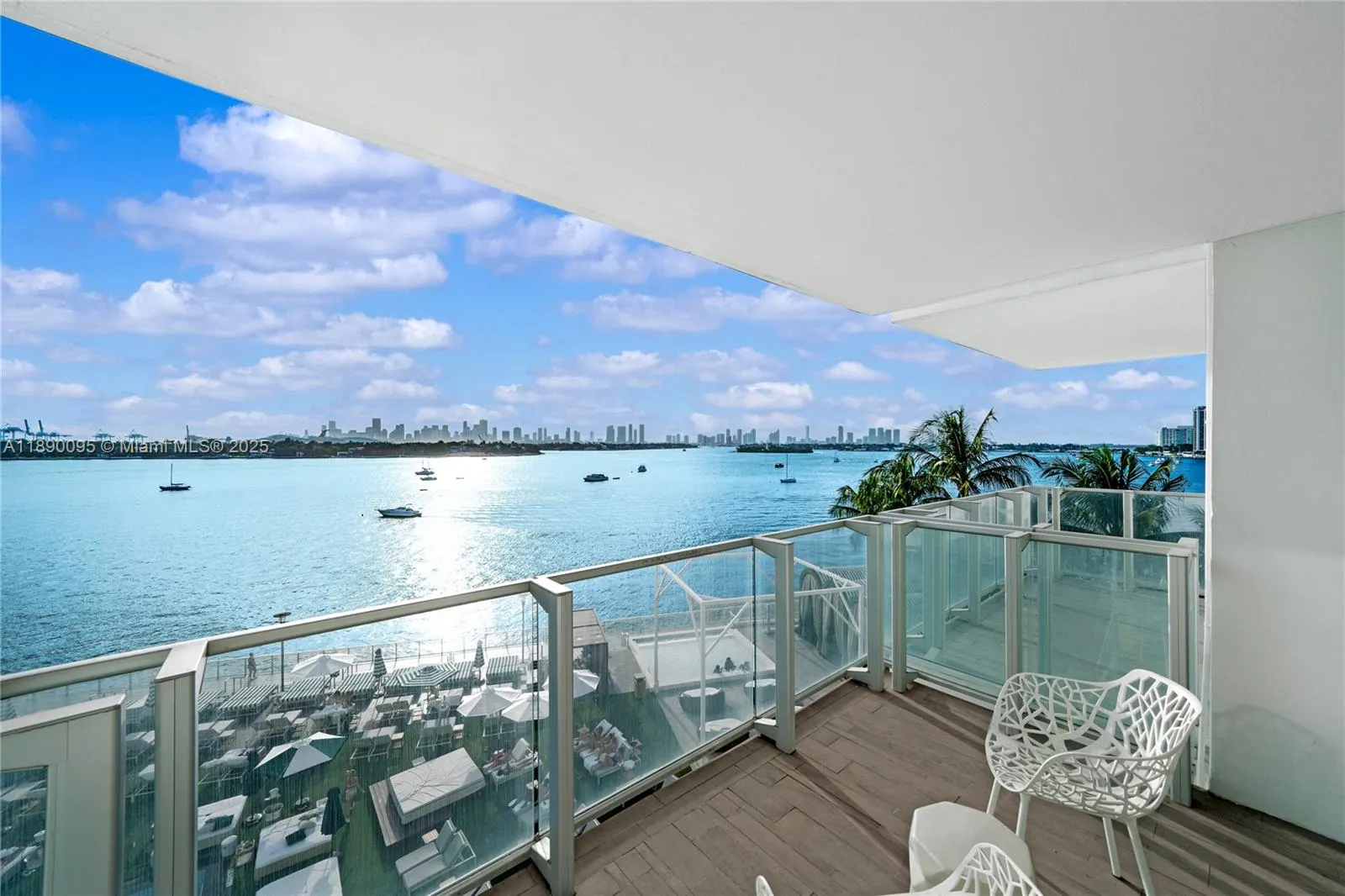 1100 West Ave, #514