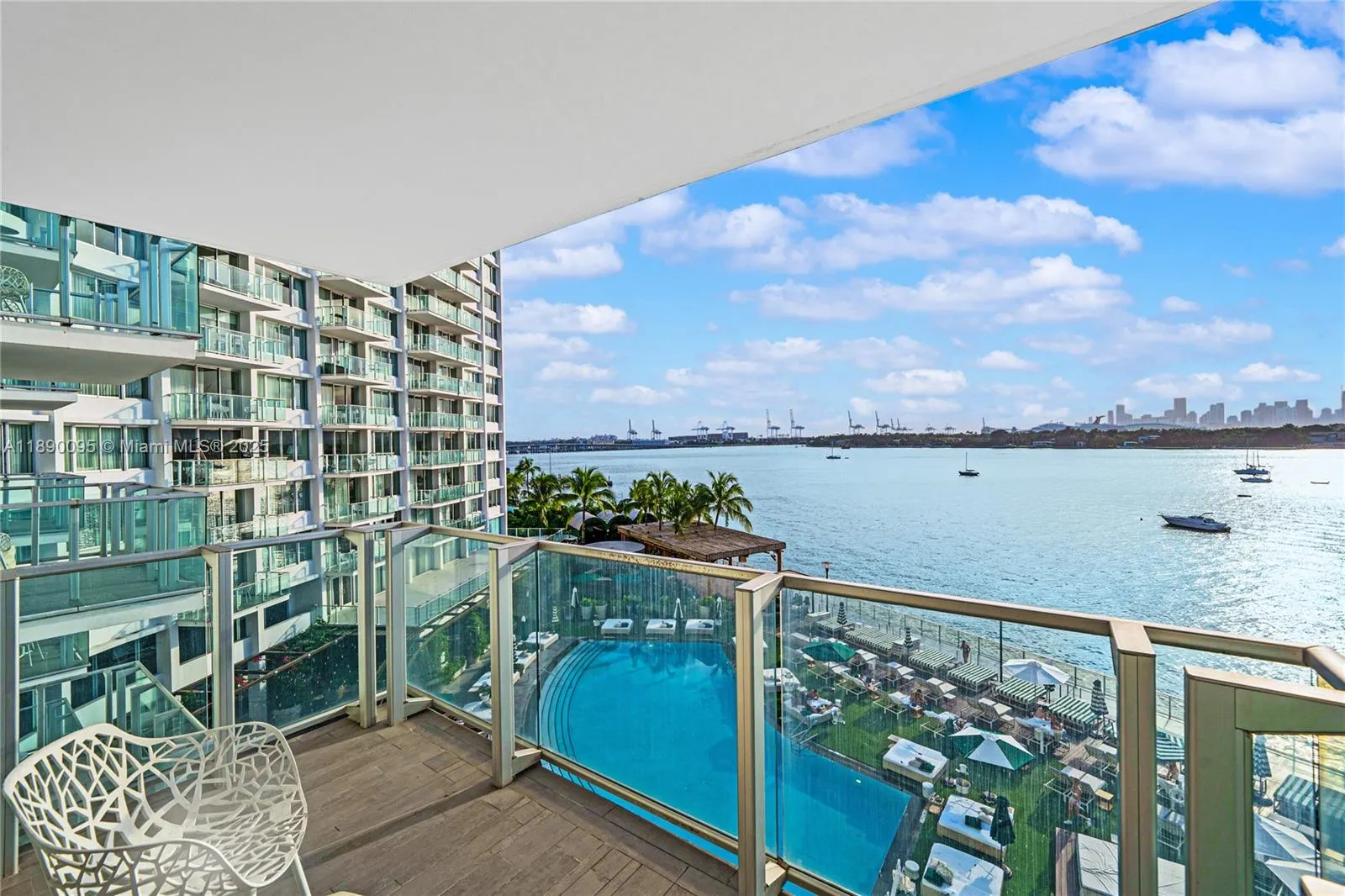 1100 West Ave, #514